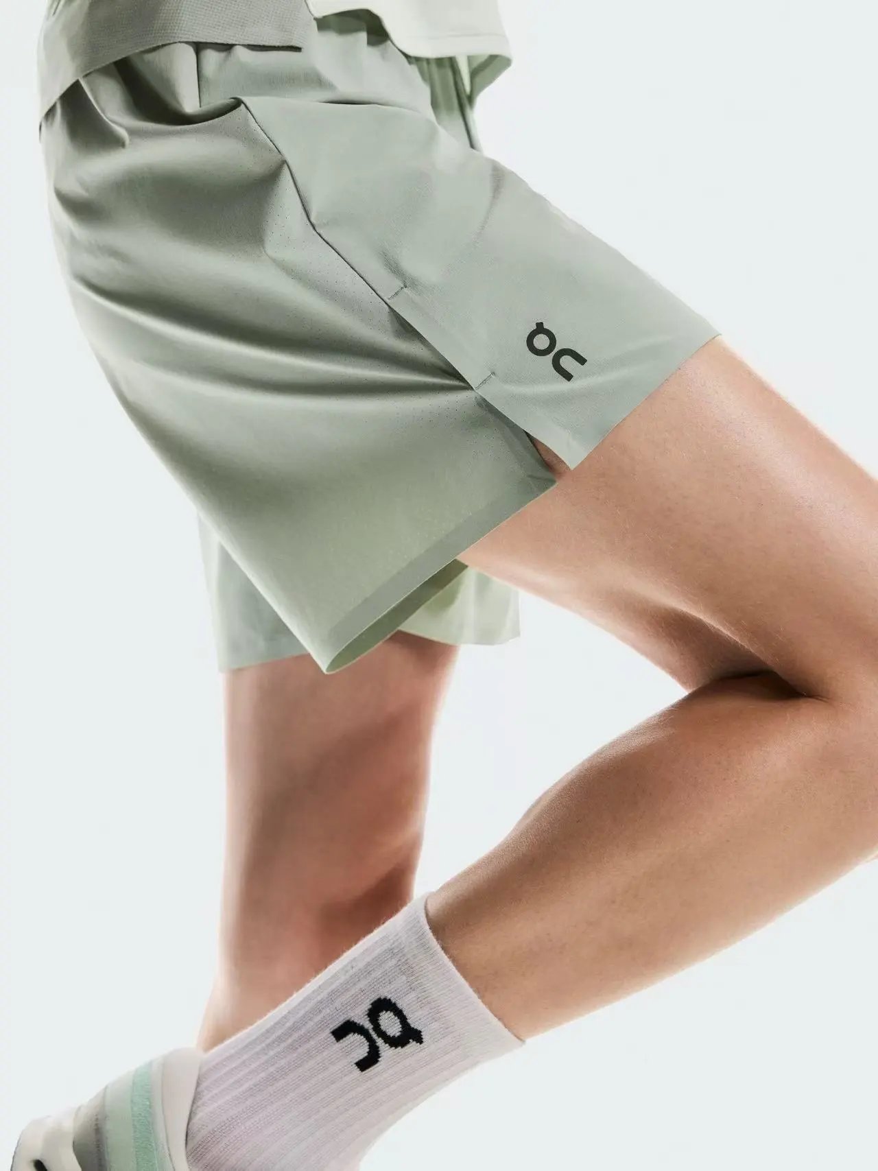 On Running shorts