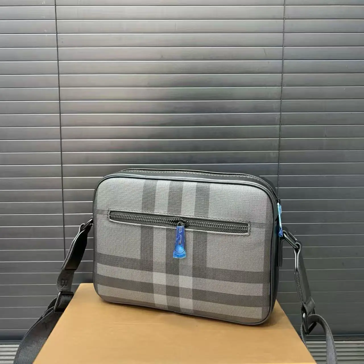 New Plaid Camera Bag Cross-Border Men's Crossbody Bag Large Capacity Casual Simple Shoulder Bag Men's Bag