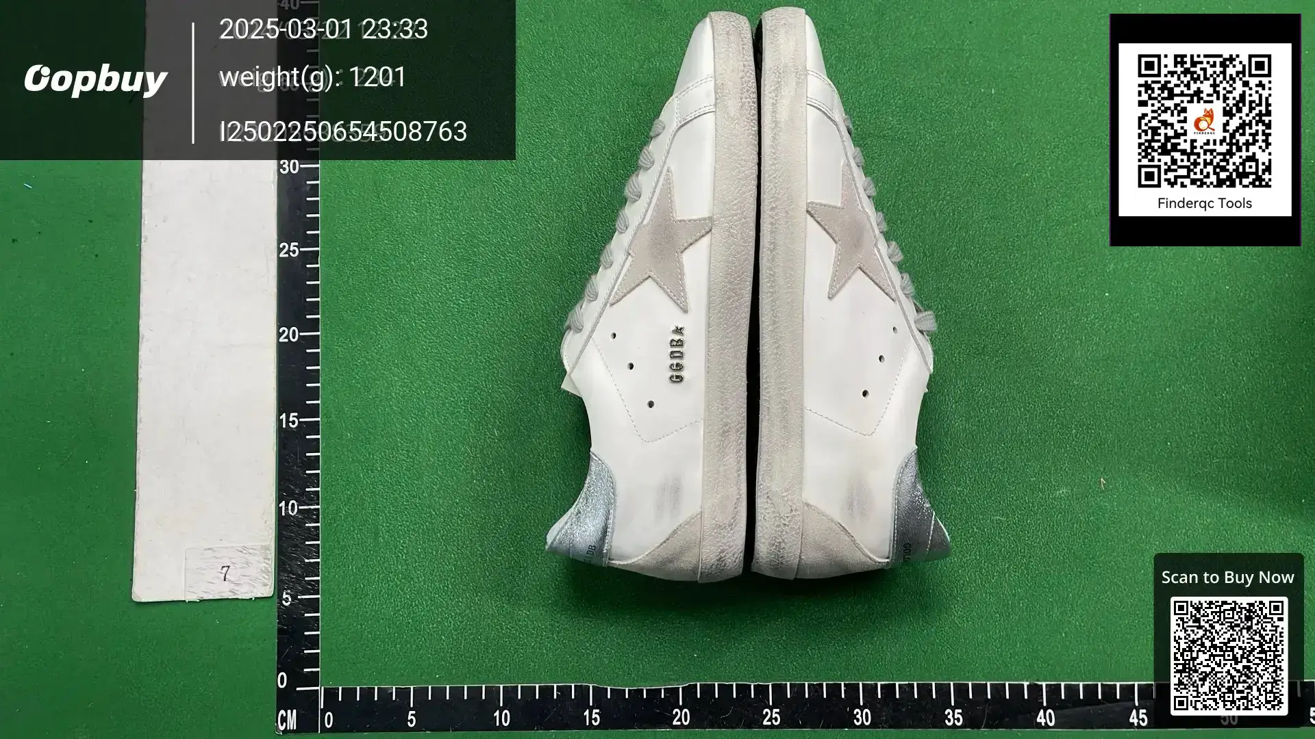 Super-Star Series 2025 Spring/Summer New Retro Old Small Dirty Shoes Men's and Women's Casual Board Shoes silver Rear End