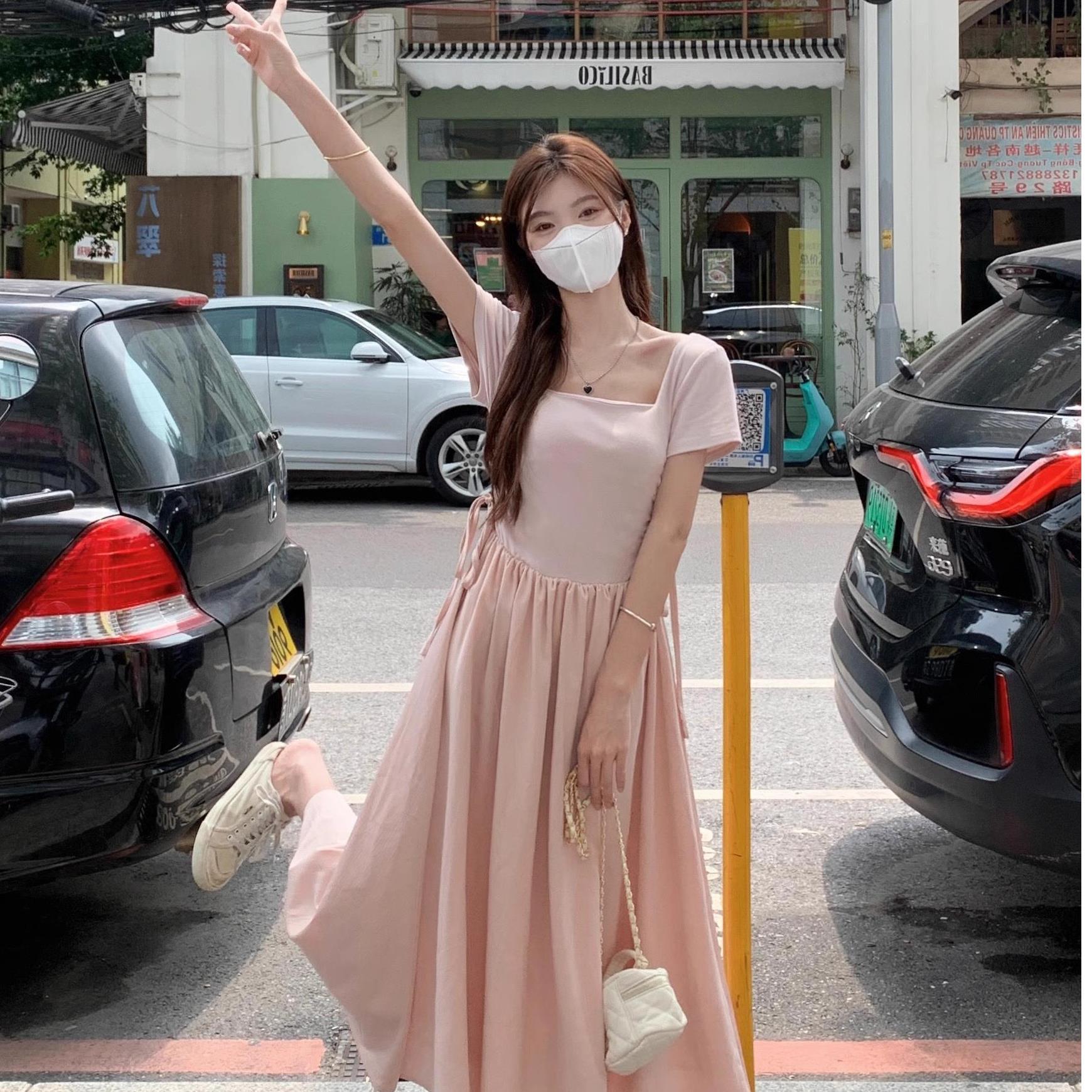 2024 Summer Little Short Gentle Style French Square Neck Lace-up Dress Women's Waist Slimming Spliced Mid-length Skirt Summer