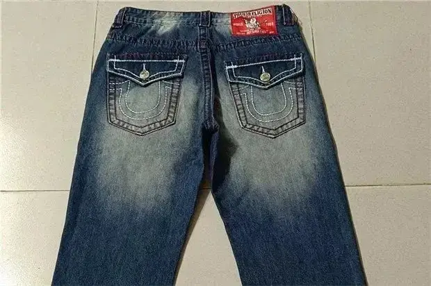 T.R 牛仔裤