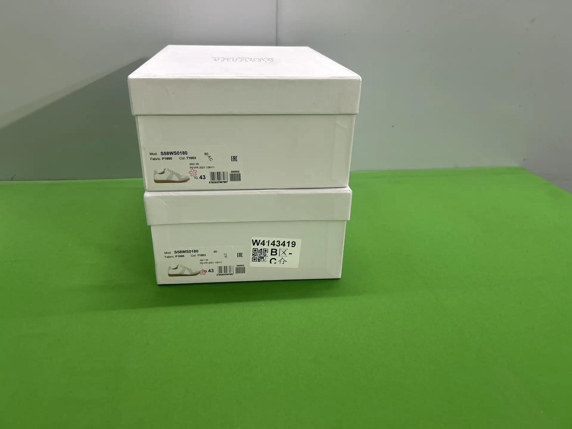 Popular Vintage S58WS0180 T1003 Sneakers