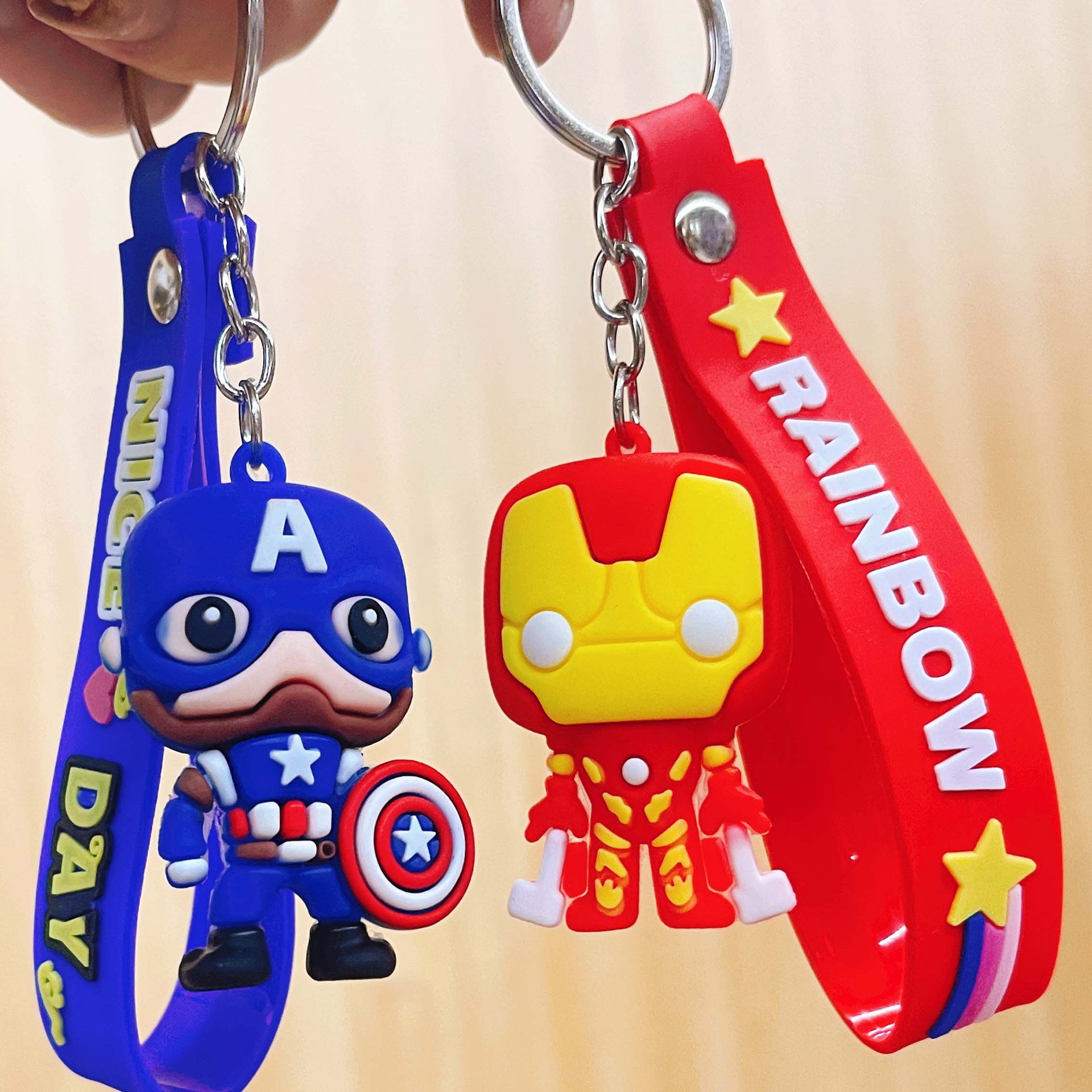 Cross-Border Marvel Superhero Figurine Anime Keychain Creative Spider-Man Iron Man Hulk Trendy Toy Pendant