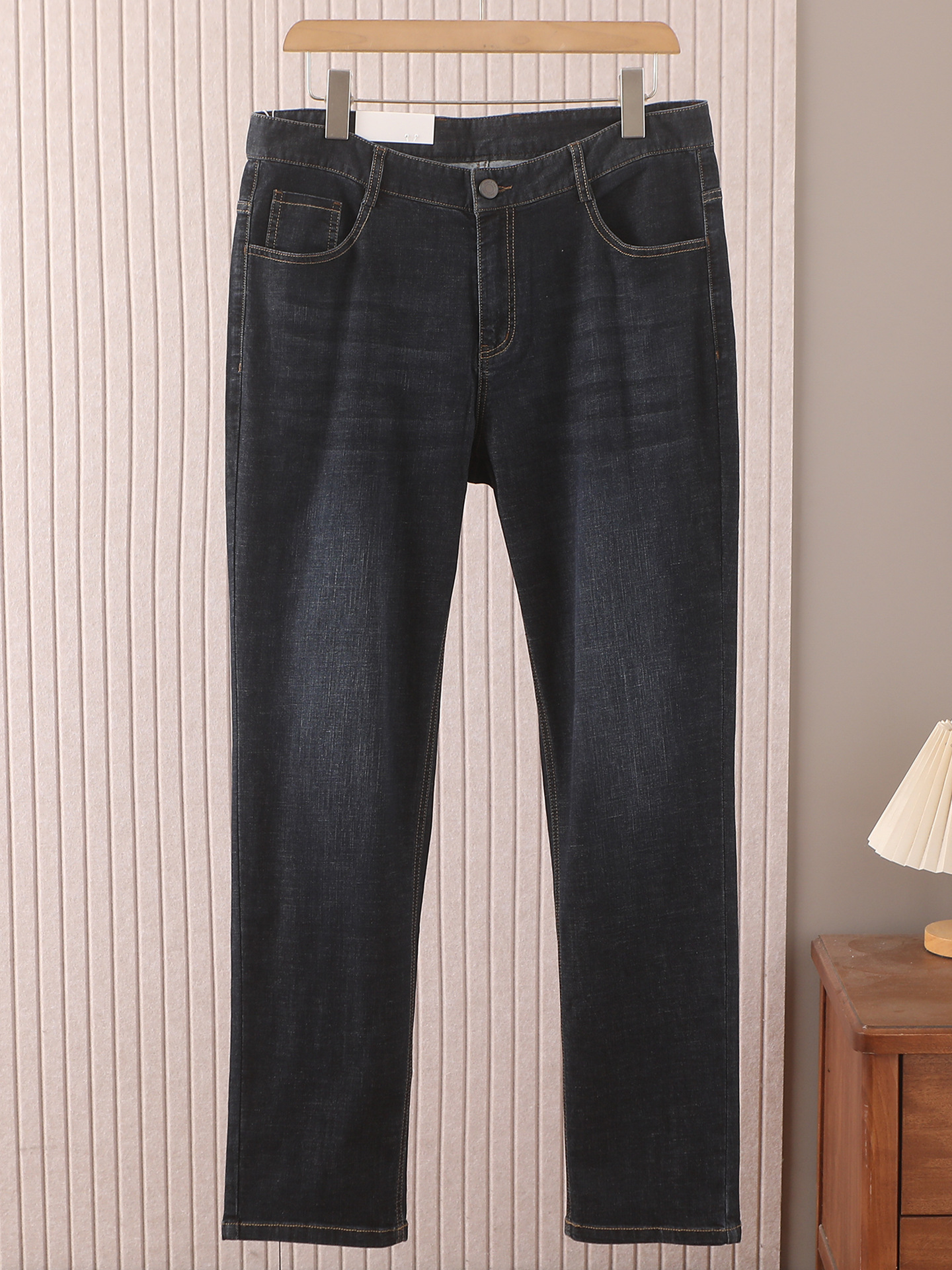 Men's Denim Jeans with Mulberry Silk, Cut Label, Summer Thin Fit, Mid-Rise Straight Leg, Wrinkle-Free Long Pants, Model 2K122