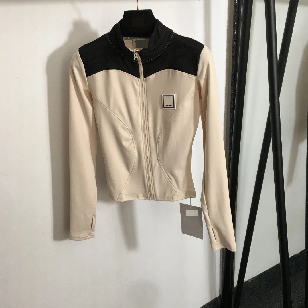 Shenzhen new-style secondhand Chanel-inspired logo screen-printed slim-fit, figure-flattering color-block long-sleeve yoga top/sports top.