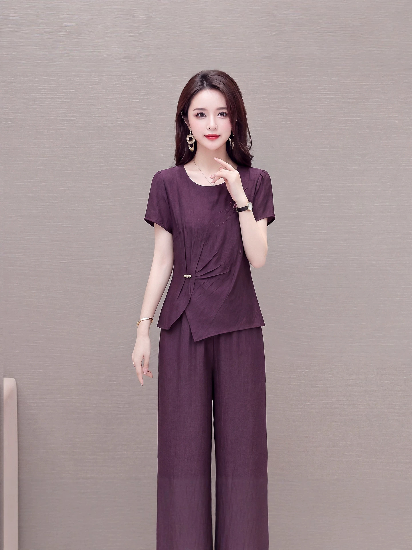 Trendy Fashion Set for Women 2026 Summer New Korean Style Slim Fit Middle-Aged Mom Top and Pants Two-Piece Set Trendy