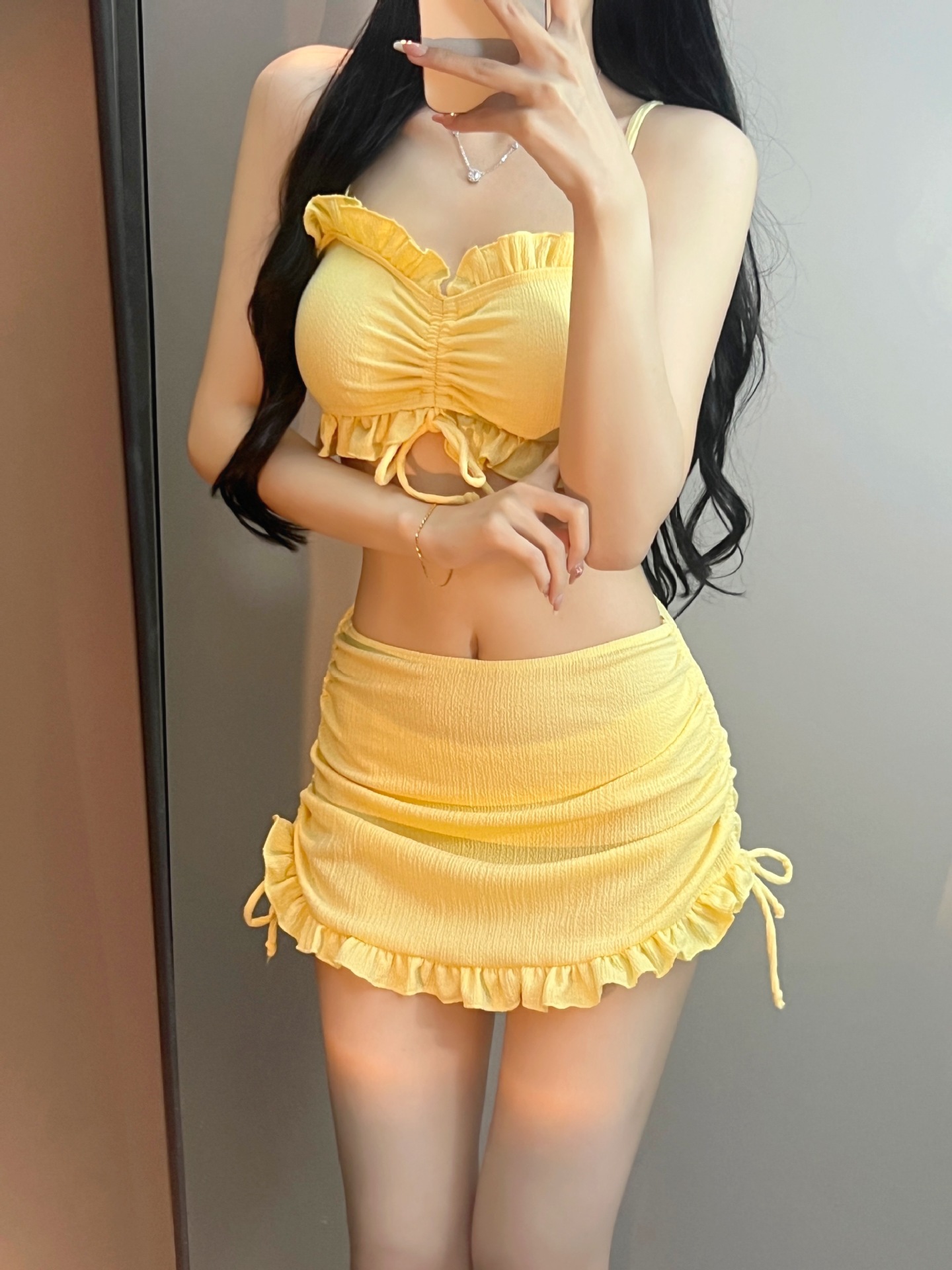 Summer 2024 New High-end Split Bikini Swim Dress Slim Vacation Style Beach Hot Spring Swimwear for Women