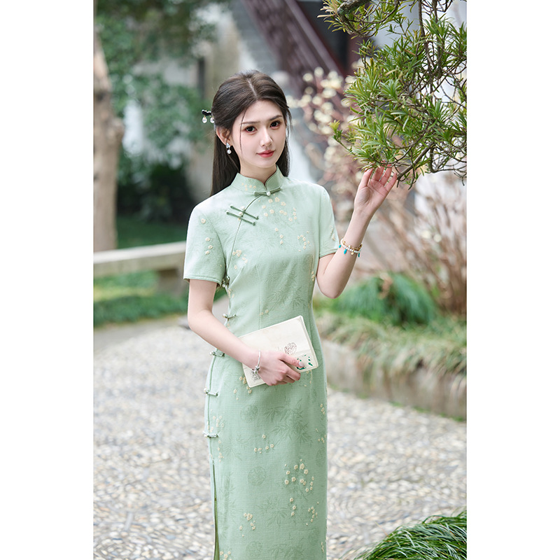 Improved cheongsam new 2025 new style new Chinese green dress daily young girl summer small