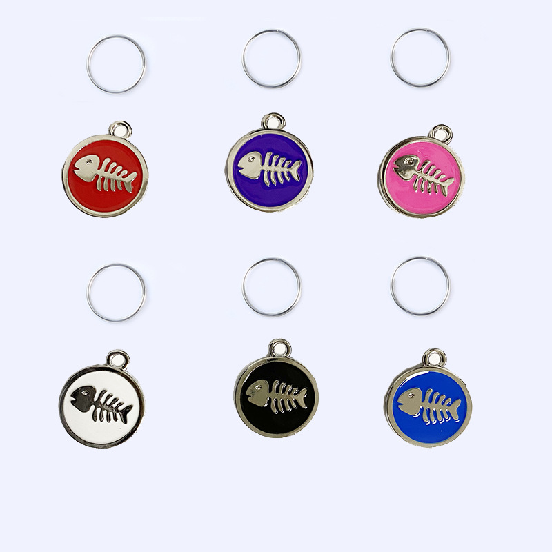 Hot sale New Round zinc alloy frame fishbone pattern cat Dog Tag pet collar pendant jewelry anti-lost lettering
