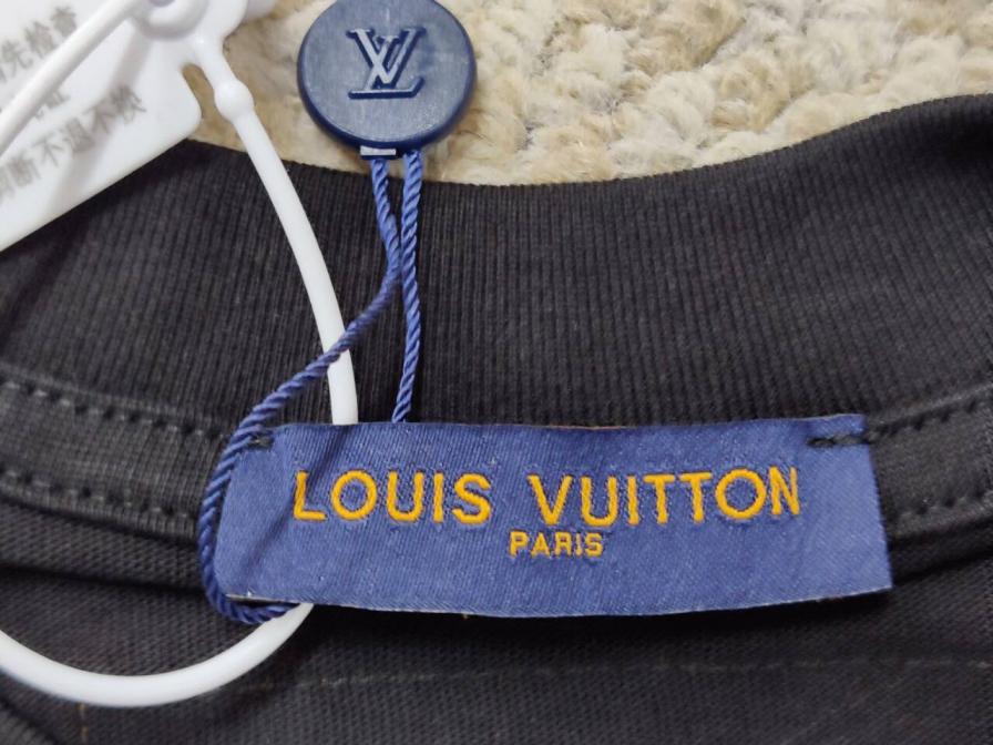 The correct version of the original logo is a high-quality full printed letter logo donkey family round neck short sleeved loose casual T-shirt that can be sent on behalf of others QC