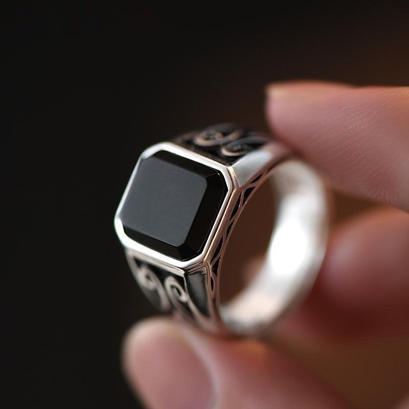 Yanyu 2025 New Black Ring Men's Trendy High-end Sense Trendy Personalized Accessories Vintage Fashion Ring Adjustable