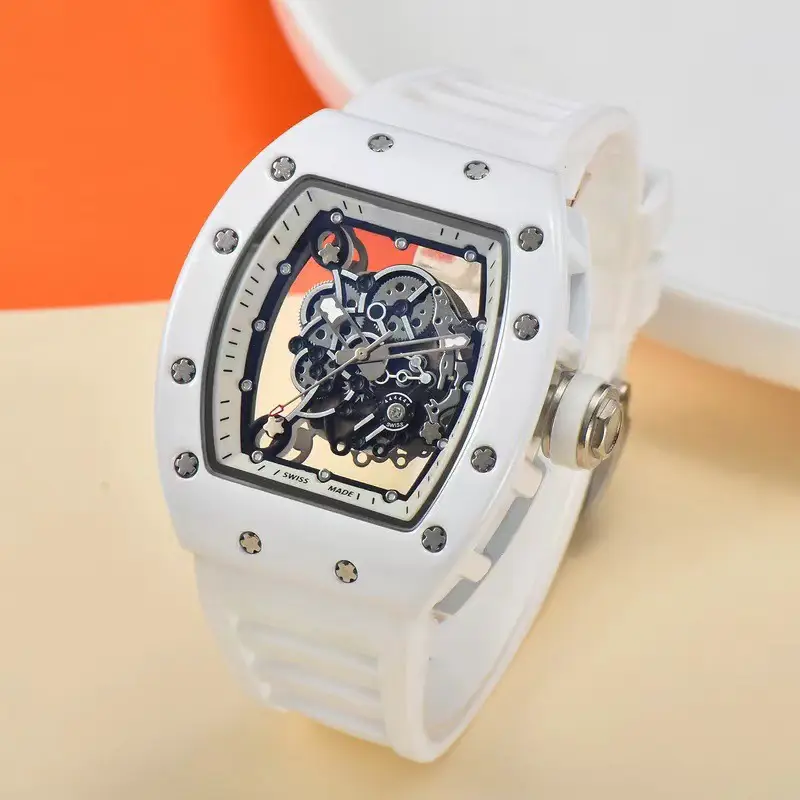 Amazon foreign trade explosion quartz watch boys tonneau-shaped skeleton through the bottom of the fashion personality watch wholesale factory