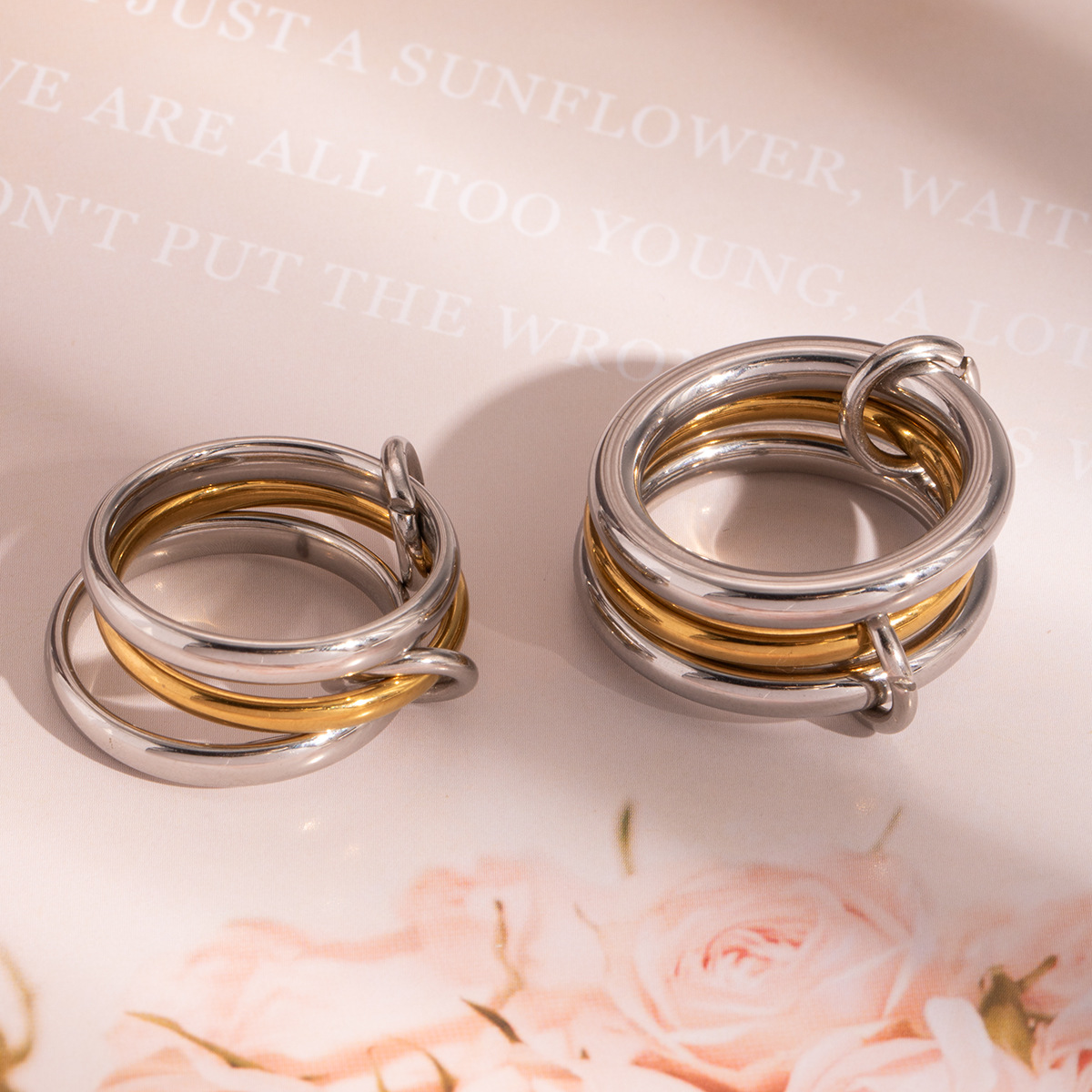 Europe and the United States hot-selling interlocking ring stainless steel plain ring ring personalized design ring titanium steel hand jewelry cross-border