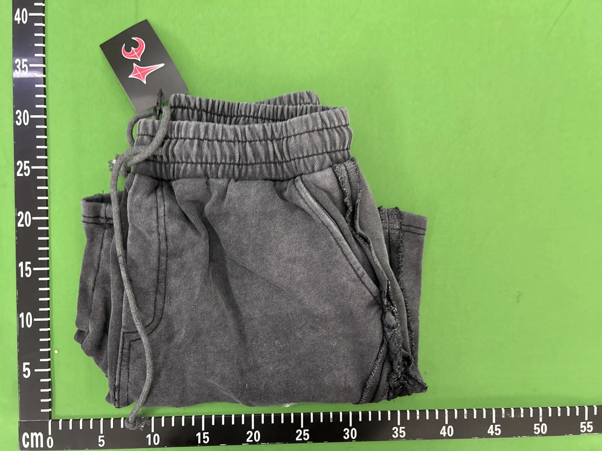 Thug Club Heavy Embroidery Logo Star and Moon Pattern American High Street Retro Distressed Cuffed Loose Shorts Trendy