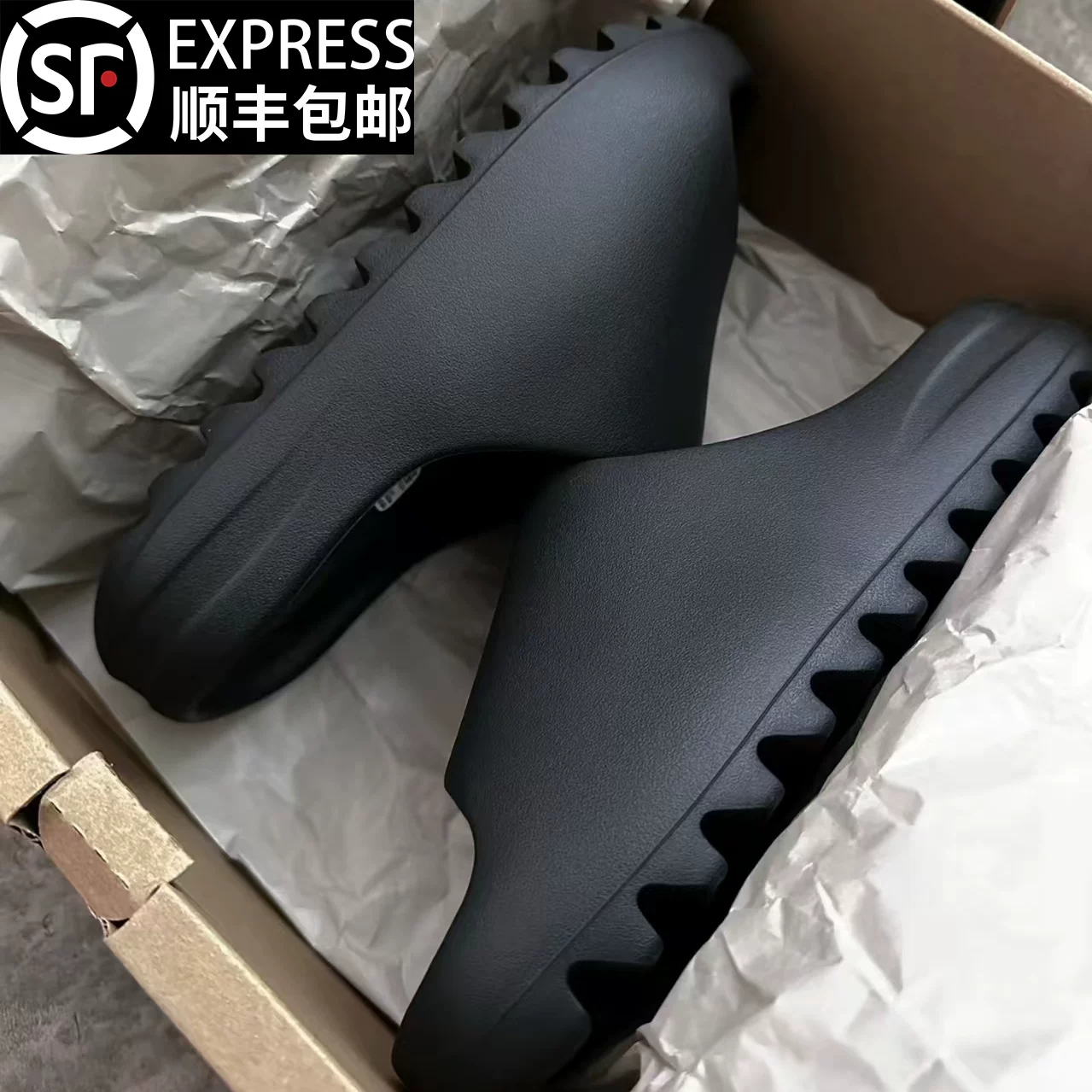 OG YEEZY Coconut Slippers Thick Bottom Men's and Women's Style 2025 Summer Couple Versatile Step on Shit Feeling 6.0 One Word Drag