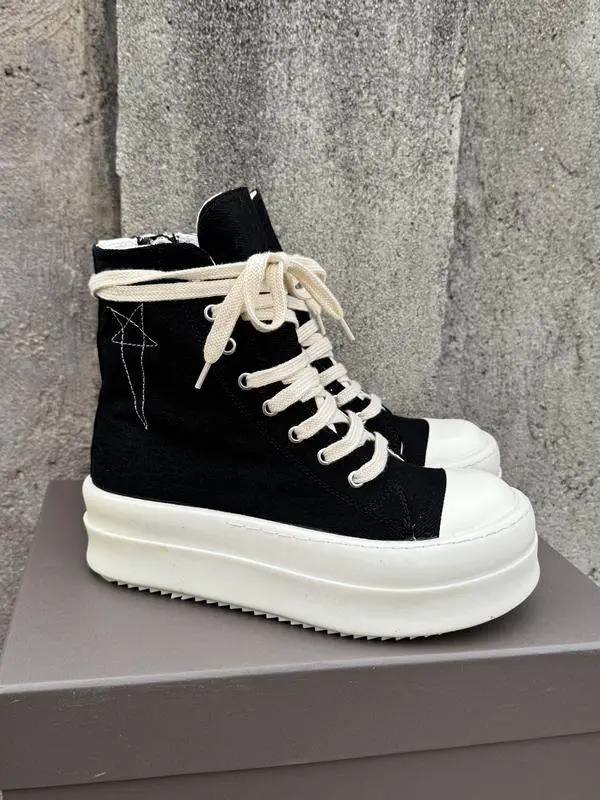 R0 High-Top Canvas Shoes for Men with Five-Pointed Star Embroidery, Thick-Soled Height-Increasing Versatile Casual Sneakers for Women, Couple Short Boots Trendy