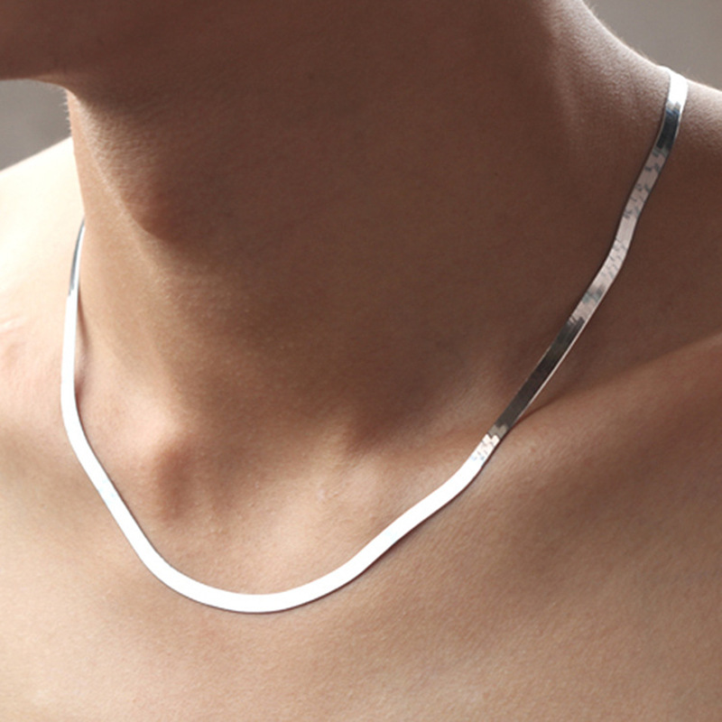 Foreign trade jewelry 4mm silver blade necklace men and women Factory Direct spot wholesale can be sent on behalf