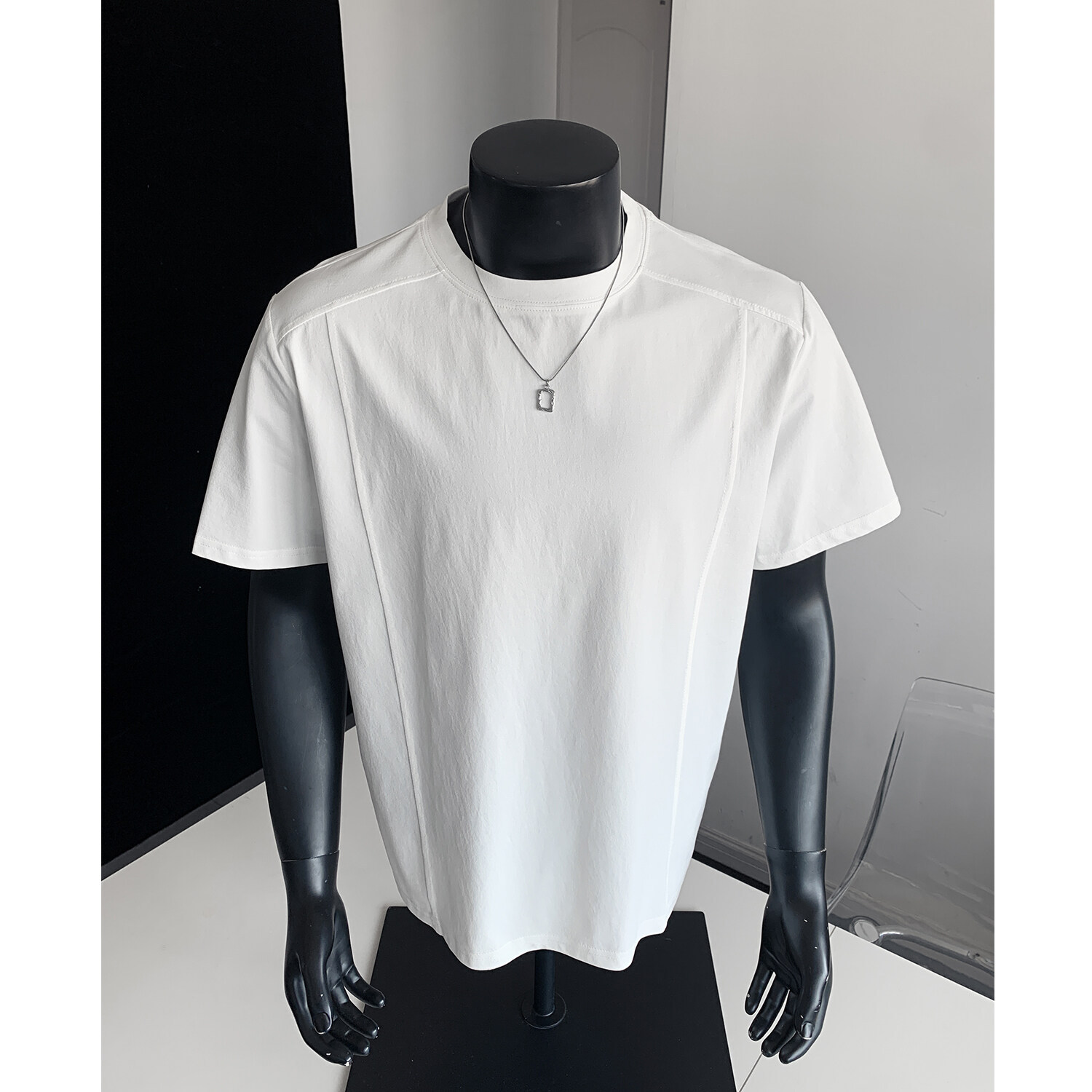 American Quick-Drying Ice-Feel Short-Sleeved T-Shirt for Men in Summer, Trendy Brand Design, Loose and Handsome T-Shirt for Teenagers