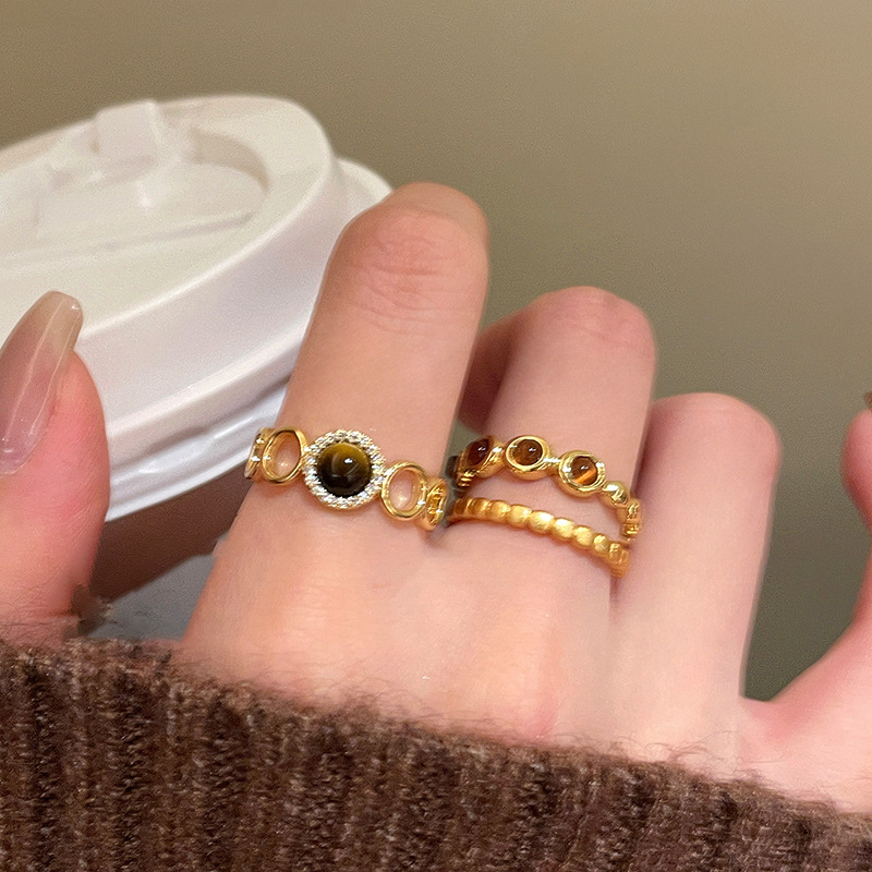 Retro Minimalist Zircon Geometric Round Tiger Eye Stone Ring, Niche High-End Index Finger Ring, Fashionable and Unique Women's Jewelry