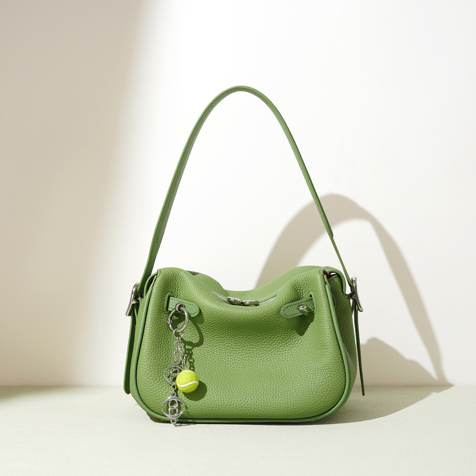2026 New Model Live-Stream High-End Shoulder Bag, Niche Design Pillow Bag, Fashionable Casual Simple Light Luxury Crossbody Bag
