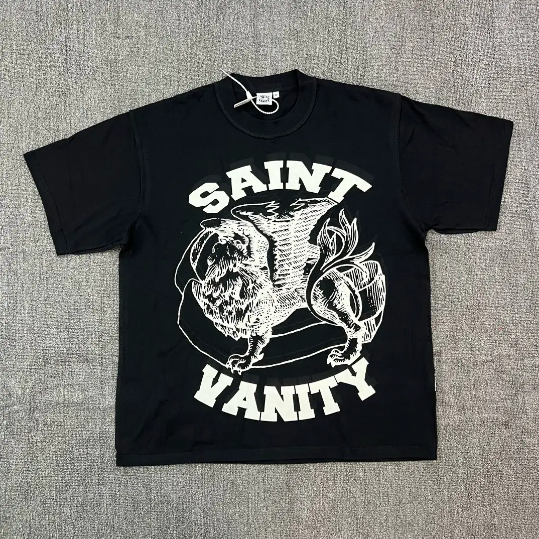 A men's and women's short sleeved T-shirt with loose reverse design printed with the letters of Saint Vanity, a trendy American brand that covers the past