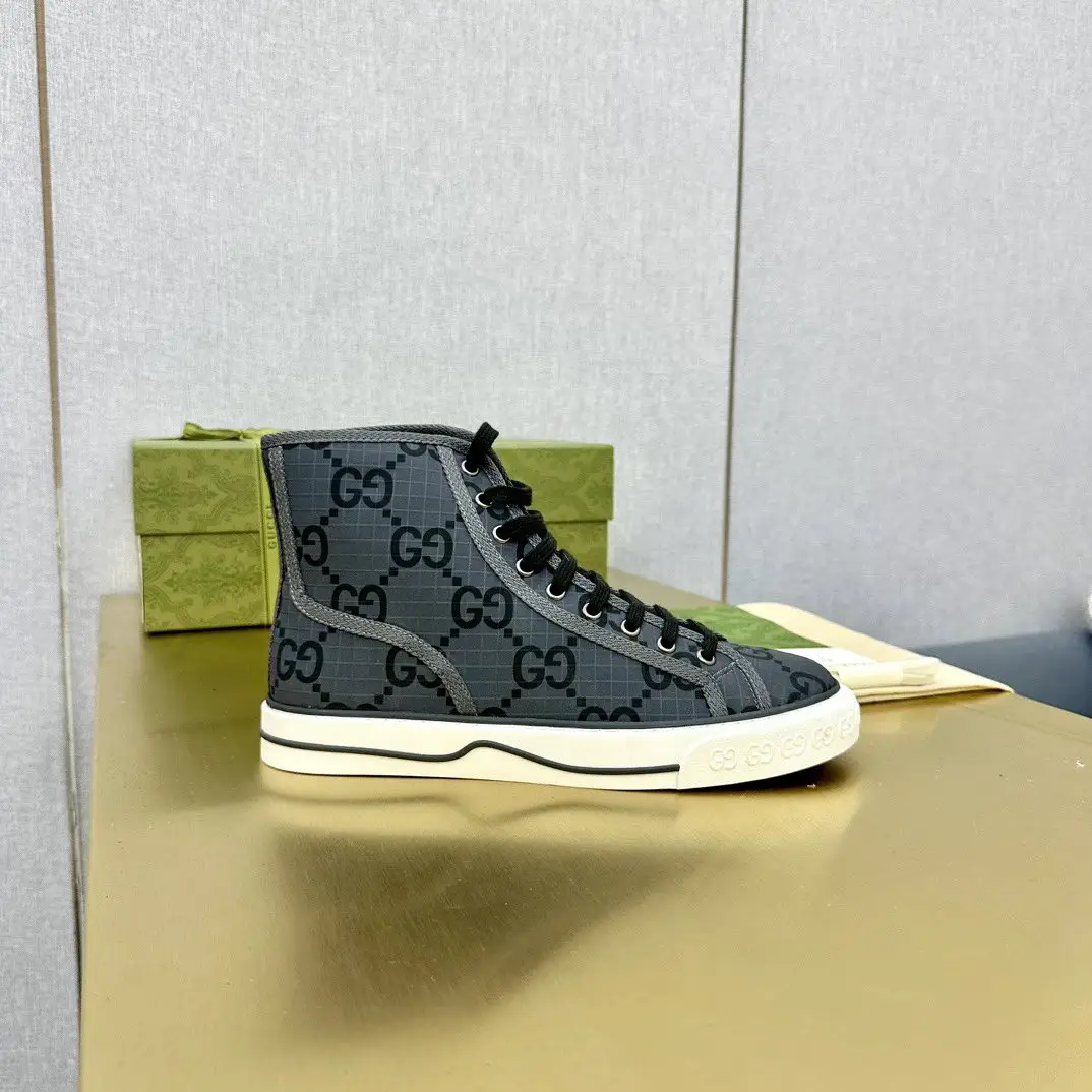 gu 高邦鞋