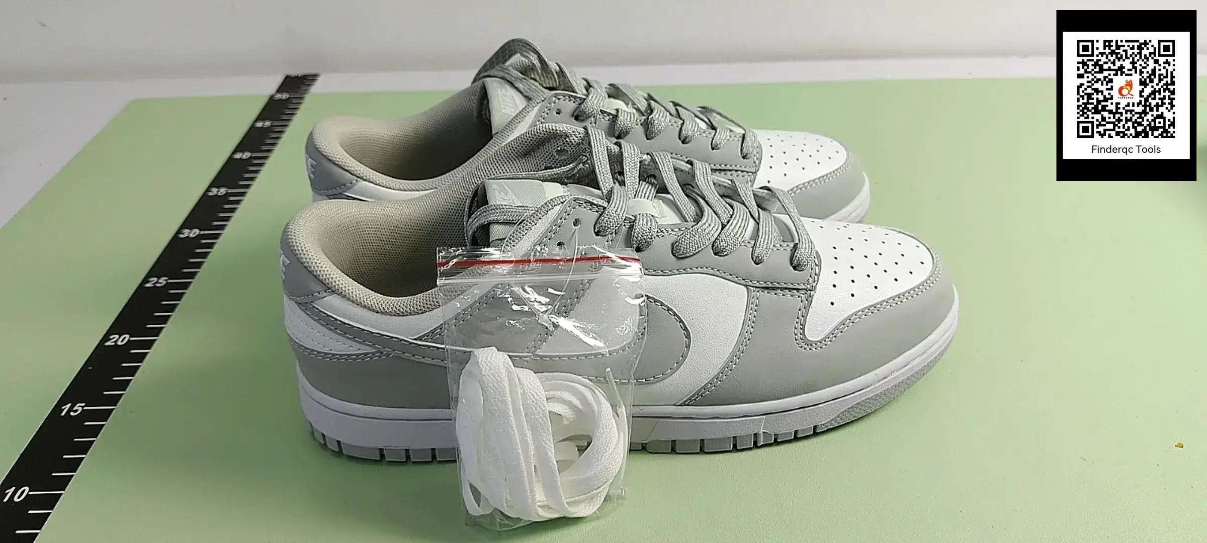Nike Dunk Low Grey White