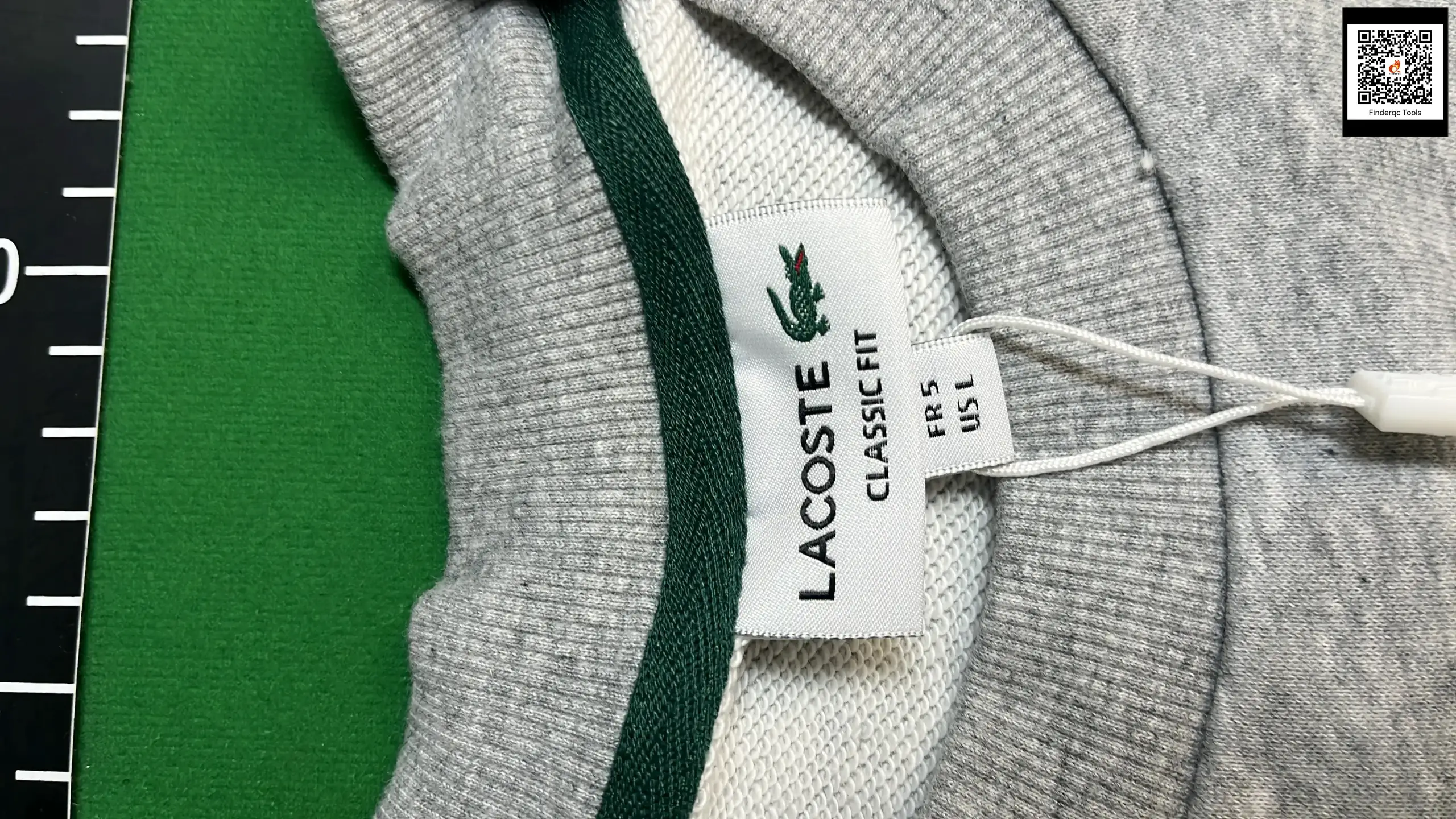 Lacoste Classic Fit Crewneck Sweatshirt