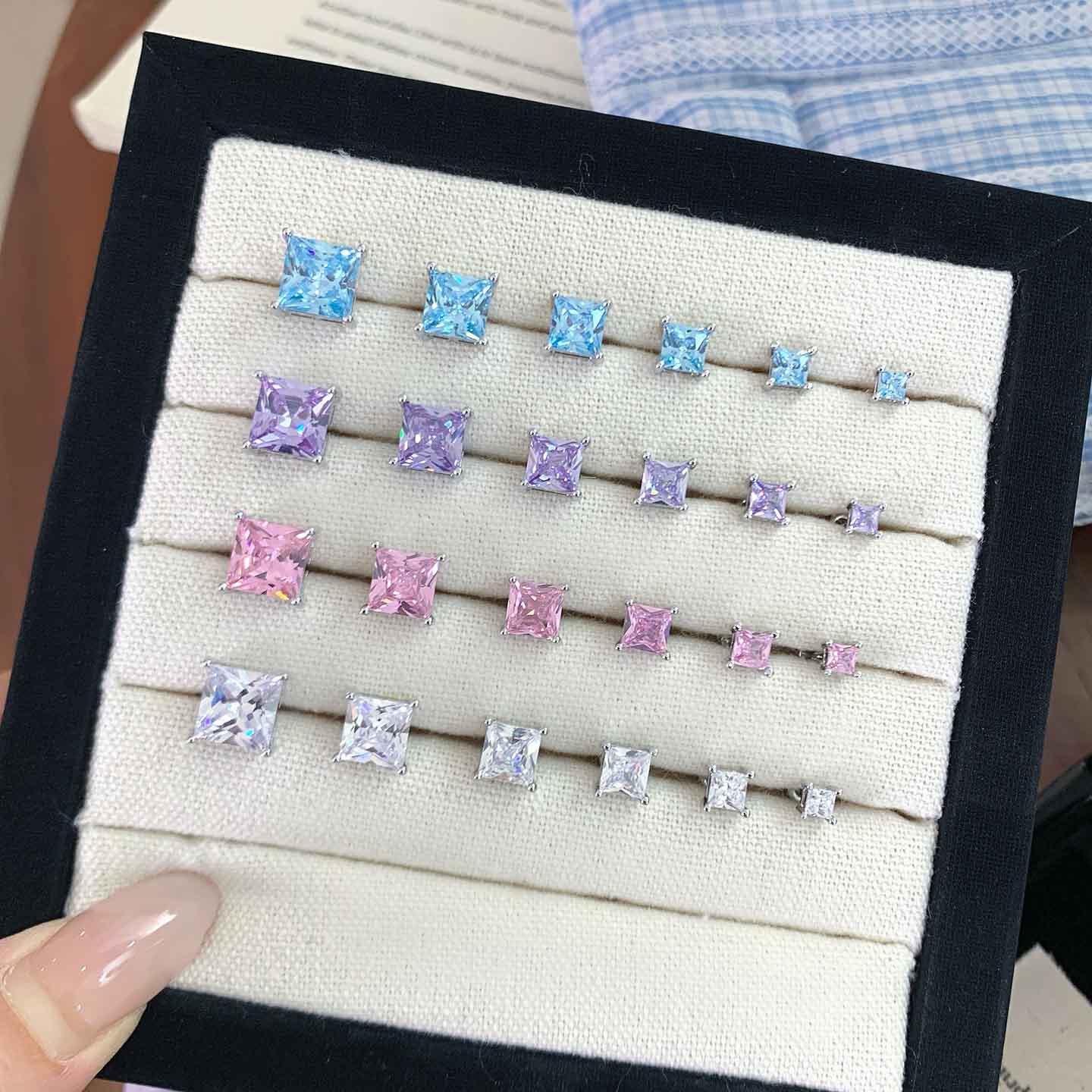 316L Titanium Steel Ear Bone Studs with Multi-Size Square Zirconia, Sparkling Threaded Ear Studs That Can Be Worn While Sleeping, Suitable for Healing Ear Holes