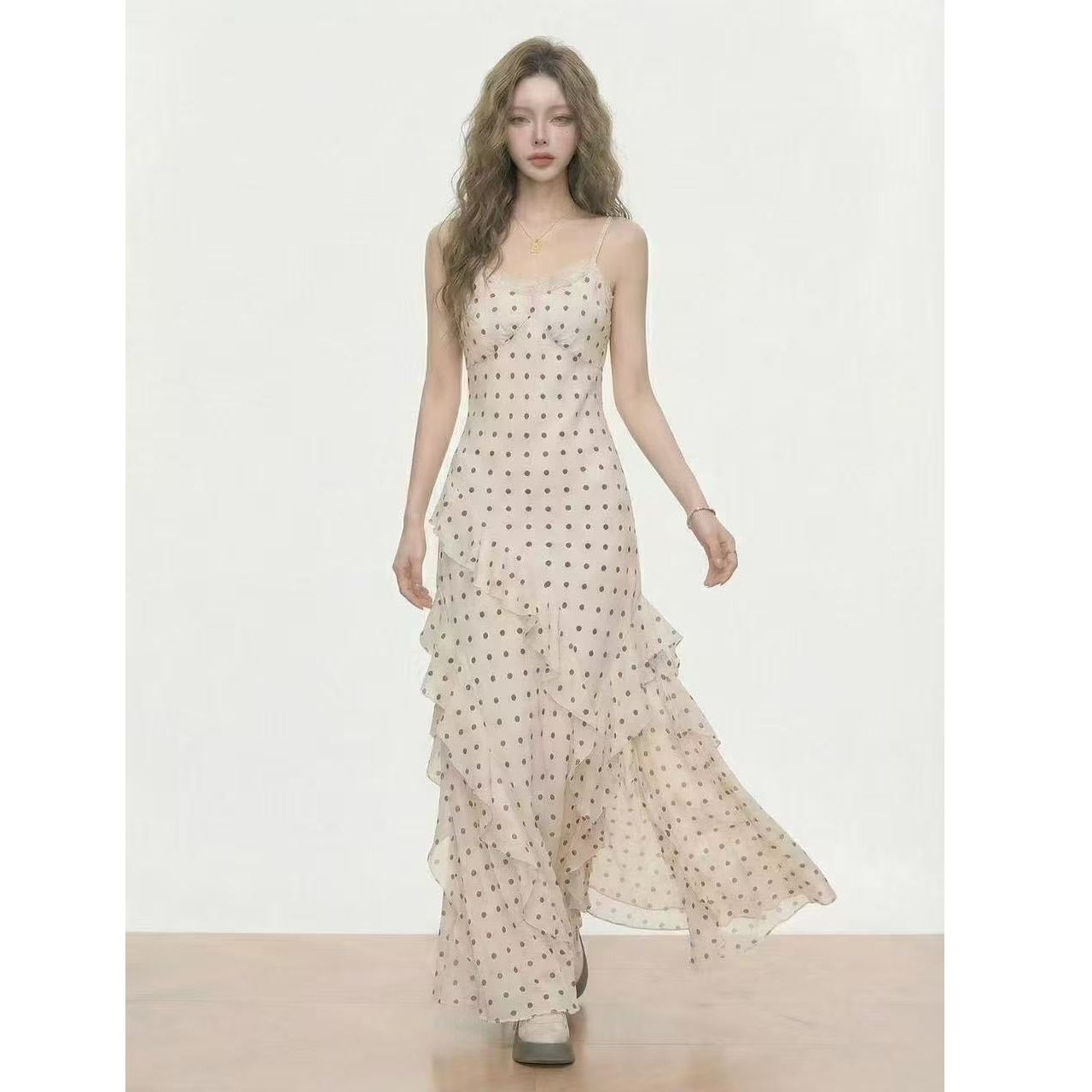 Design-Inspired Niche Polka Dot Spaghetti Strap Dress for Women, 2026 Spring/Summer New French High-Waisted Ruffle Mermaid Dress