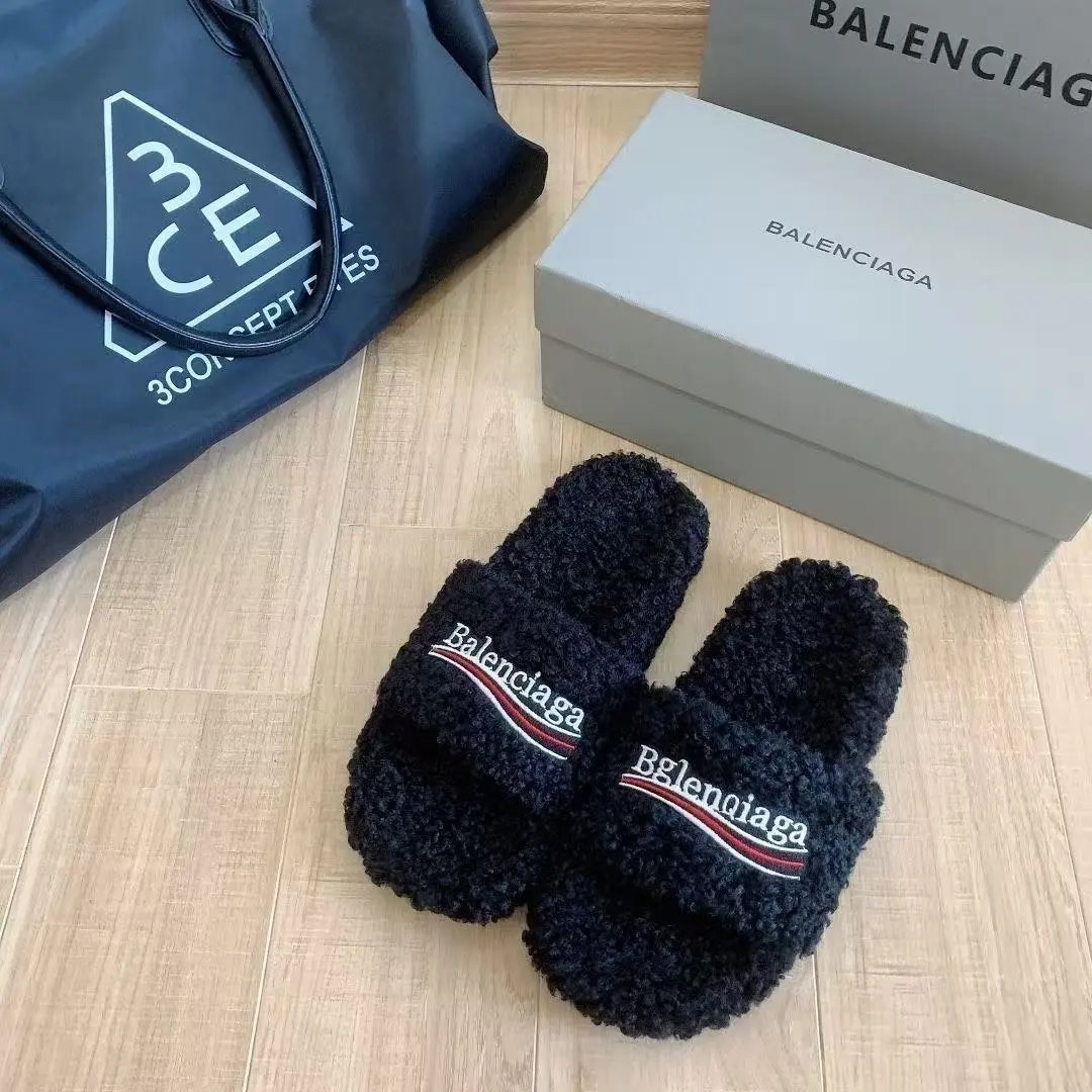 bl  plush slippers