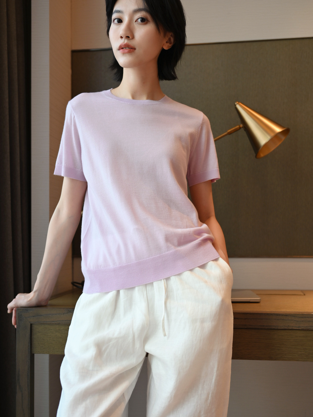 Warren Hailong |   Kw035 Summer Sweat-Absorbent, Breathable, Skin-Friendly, Cloud-Soft Wool Round-Neck Short-Sleeved Knitwear for Women