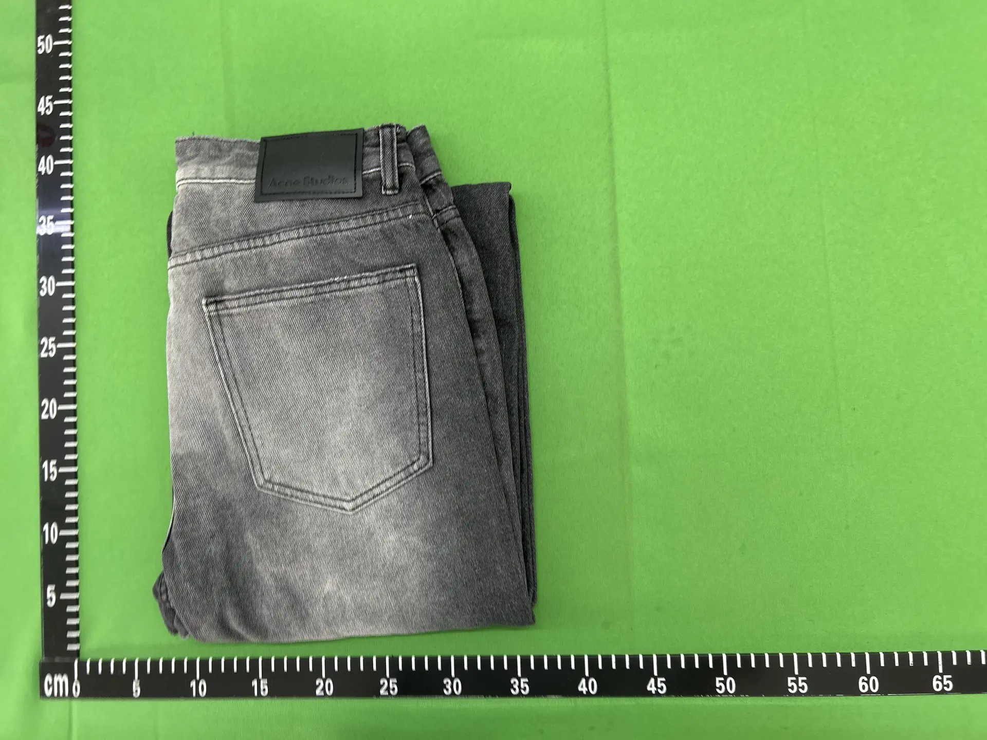 Black Block Bottom Pants, Pure Gray Top and Black Bottom, Pre-Painted Jeans 11111558