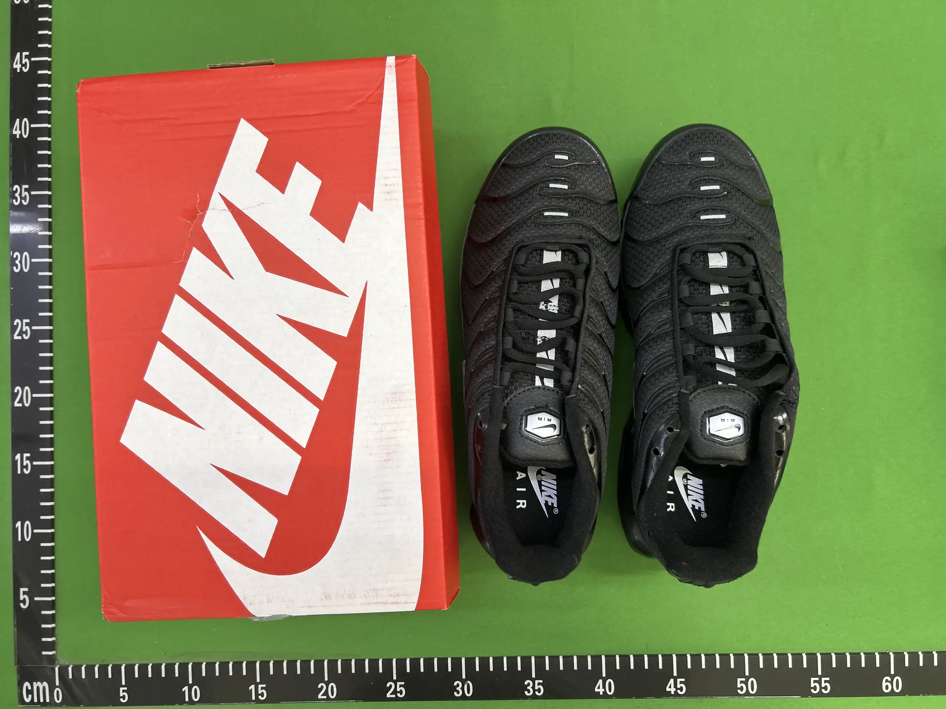 Nike Air Max Plus Black