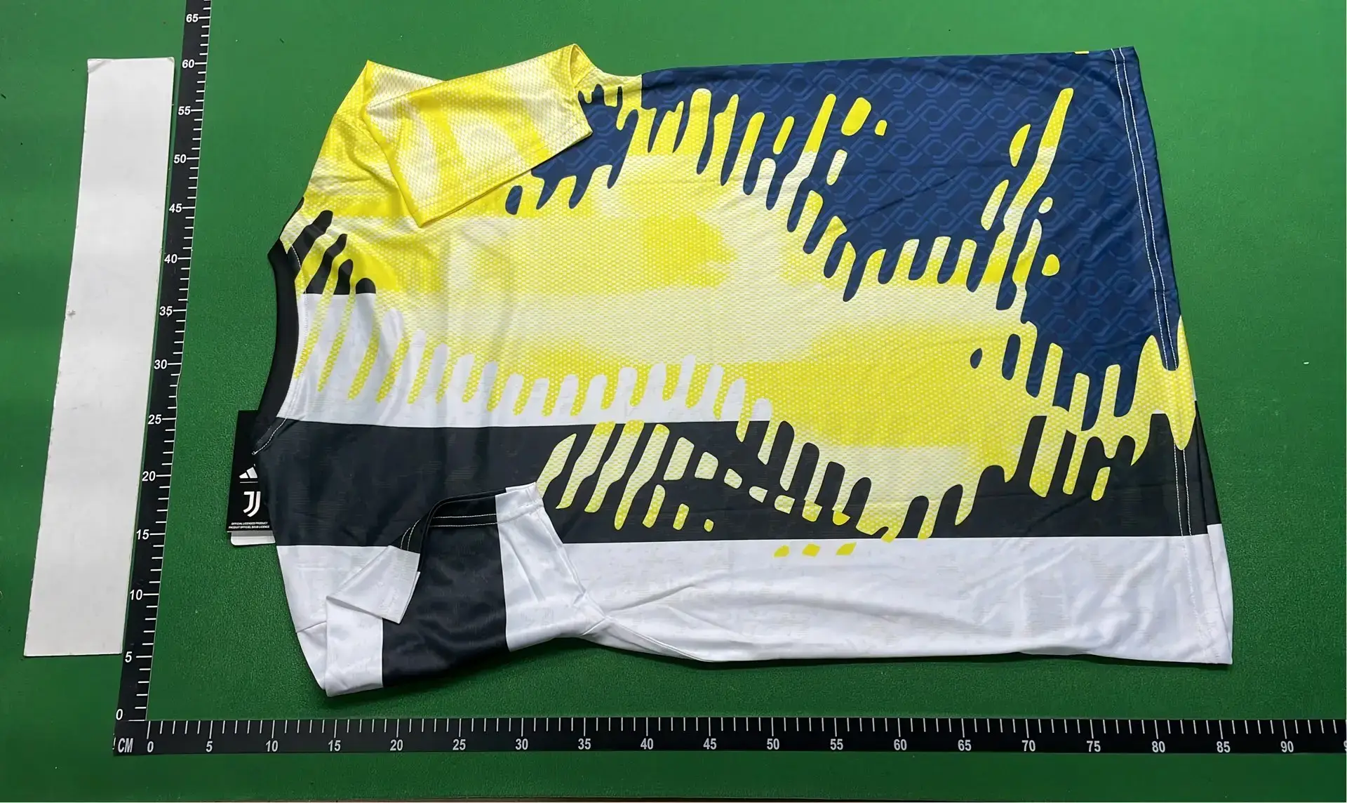 25-26 Juventus Away Jersey