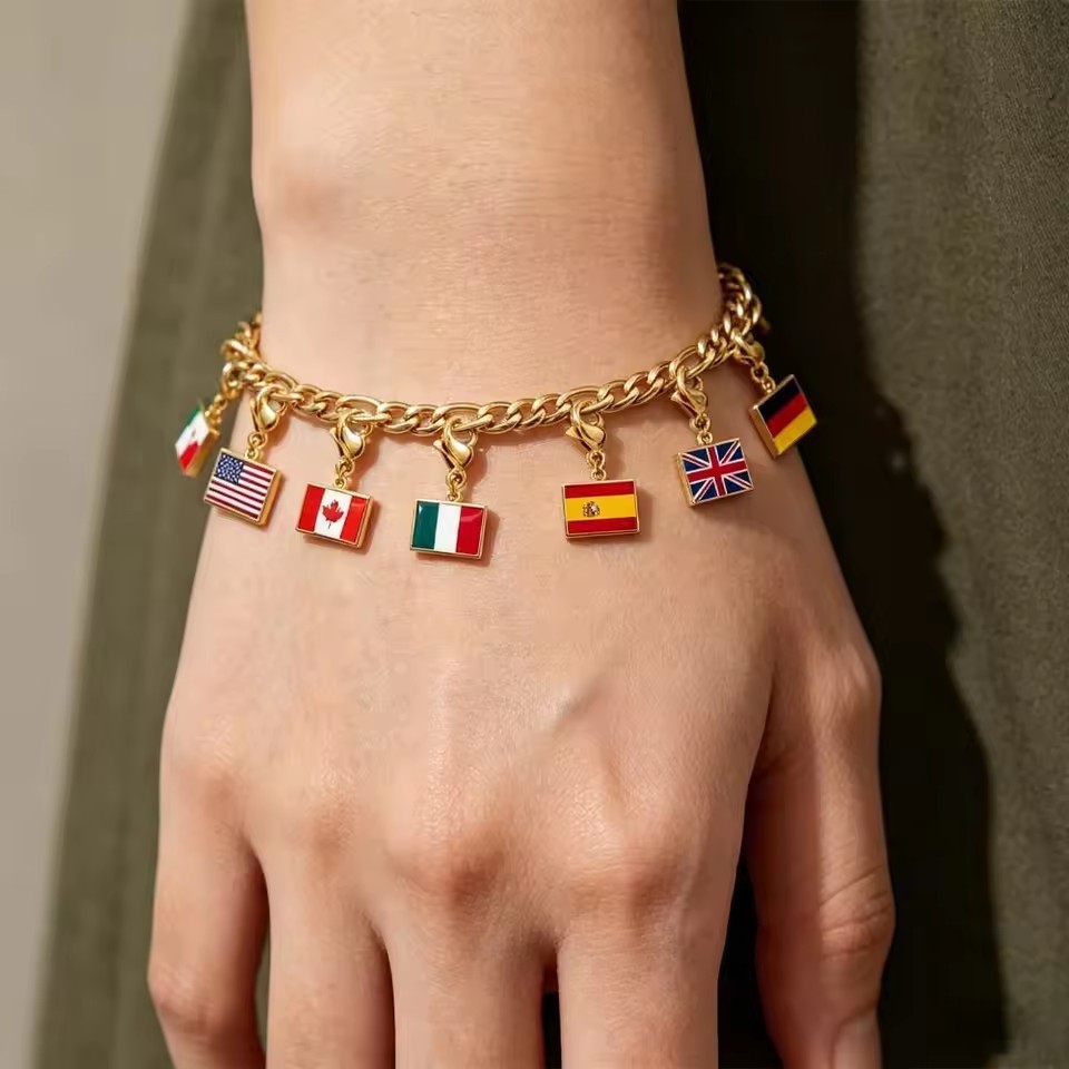 Hot-Selling Export Items: Personalized National Flag World Cup Jewelry Pendants, Cross-Border Sets, Non-Fading Stainless Steel Bracelets