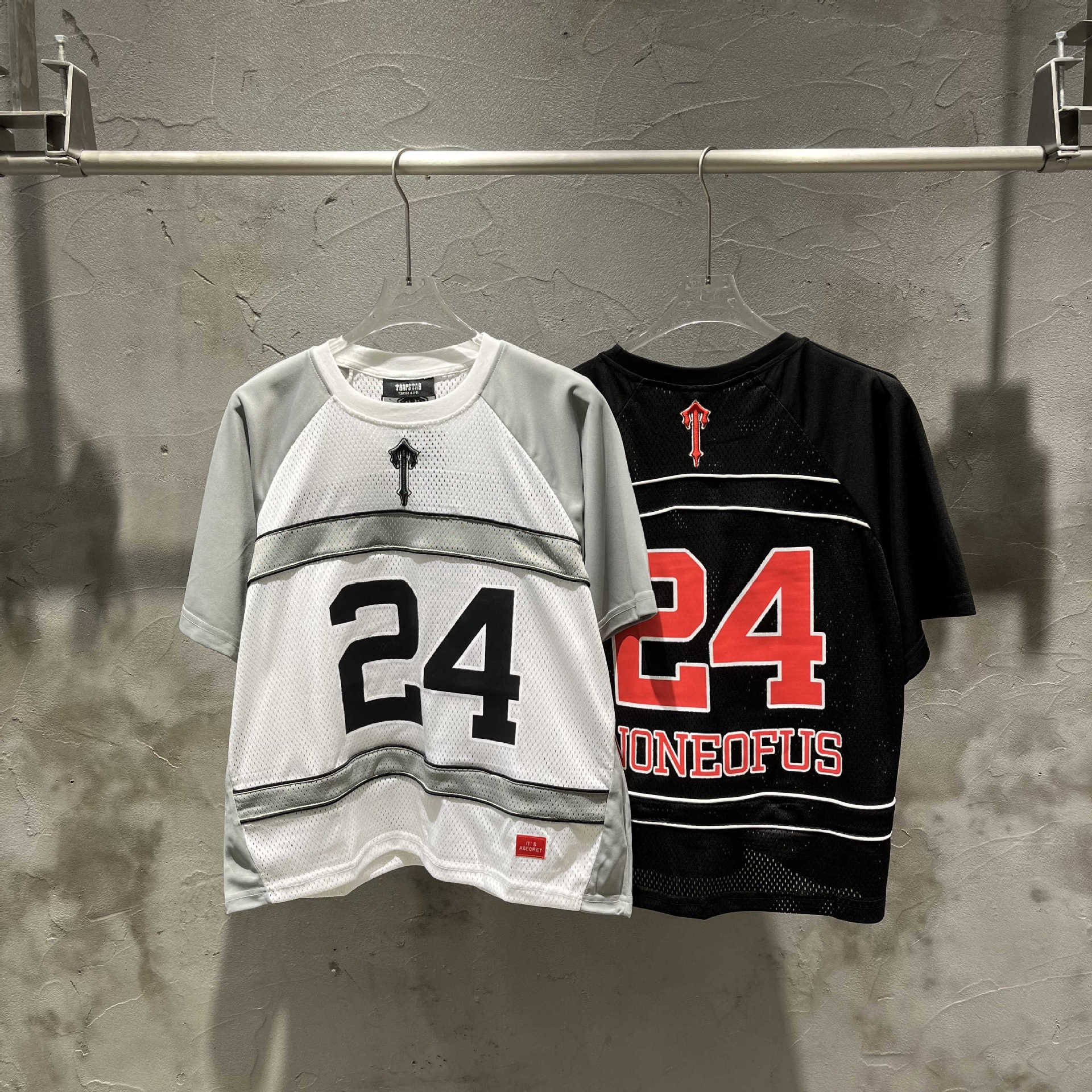 Trapstar new 24 mesh breathable sports leisure suit summer men's and women's short sleeve T-shirt shorts