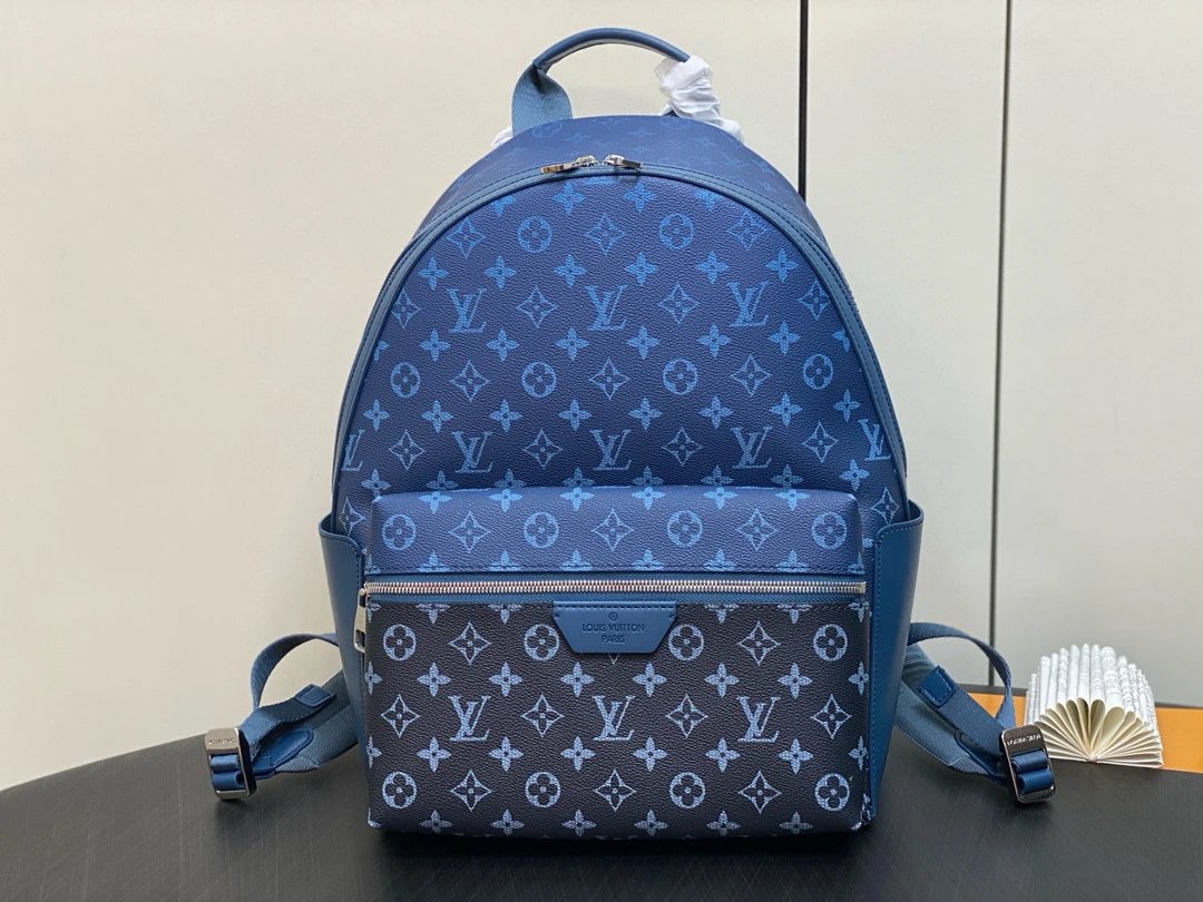 Louis Vuitton Monogram Backpack Fotografie QC de pe WEIDIAN pe Qualit.ly