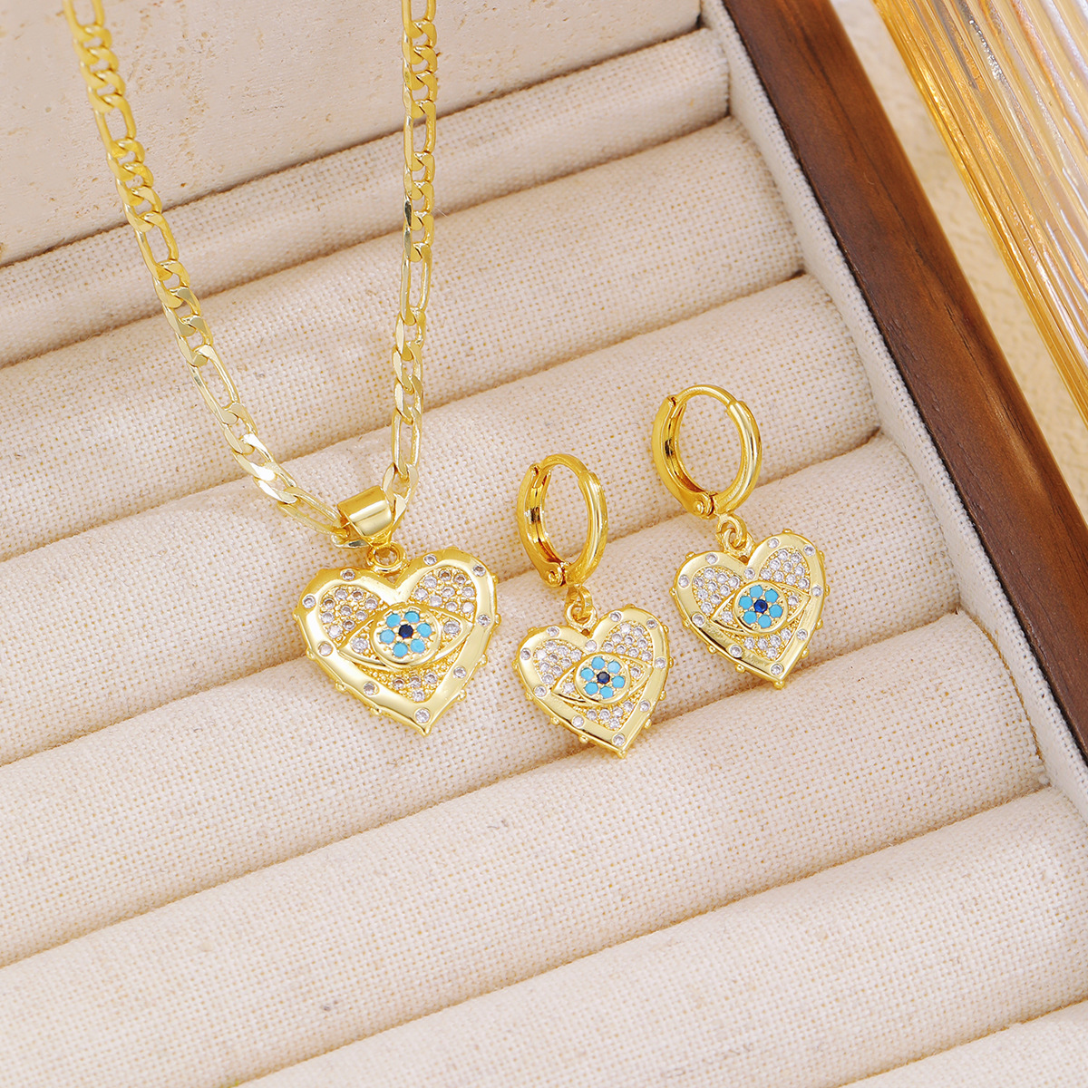Cross-Border Hot-Selling Fashion Personality Copper Gold-Plated Zircon Devil's Eye Heart Pendant Necklace Earring Set