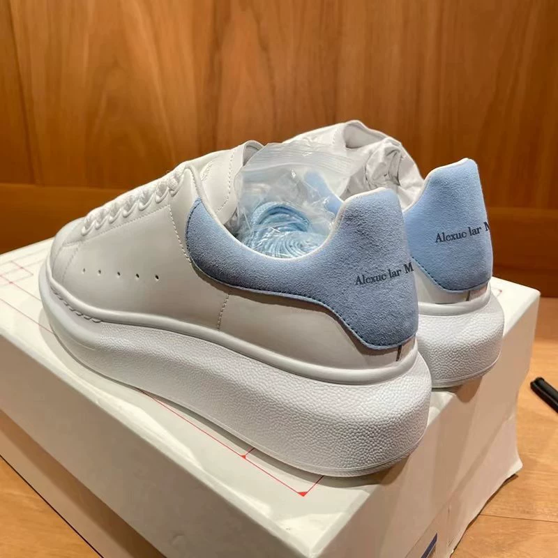 Authentic Bakugan white shoes with thick soles for men and women, 2026 spring new leather height increasing sports and leisure board shoes, trendy