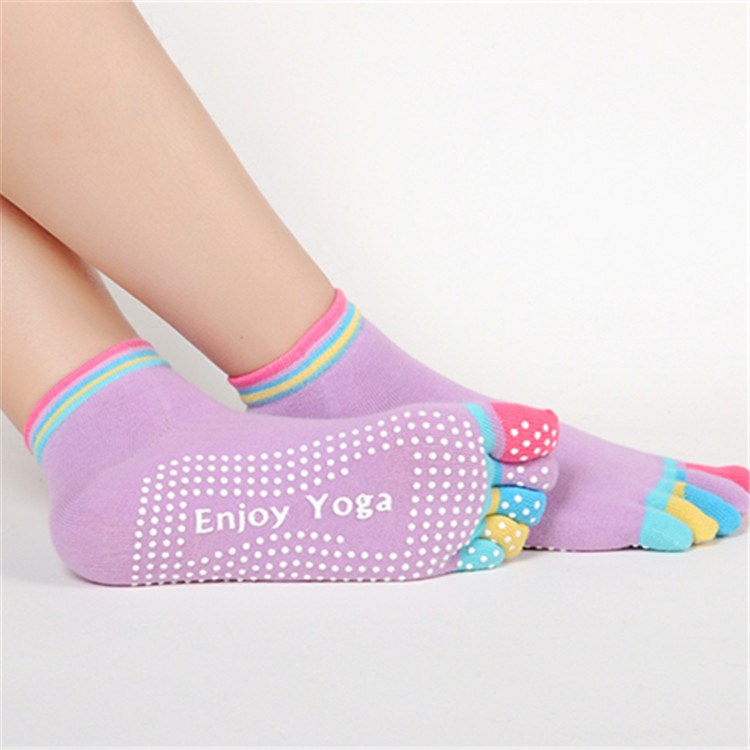 Manufacturer Wholesale Women's Non-Slip Cotton Yoga Socks with Heel Grip, Wholesale Healthy Sports Five-Toe Floor Socks, Five-Finger Socks