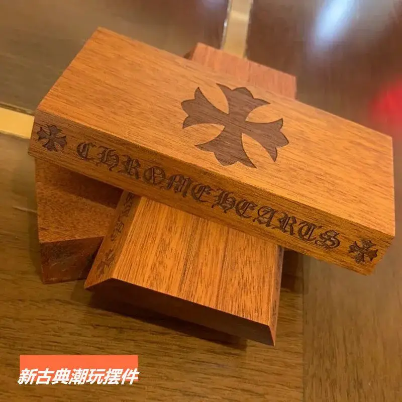 潮流玩物新古典木质桌面摆件办公桌镇纸纯手工雕刻家居工艺饰品