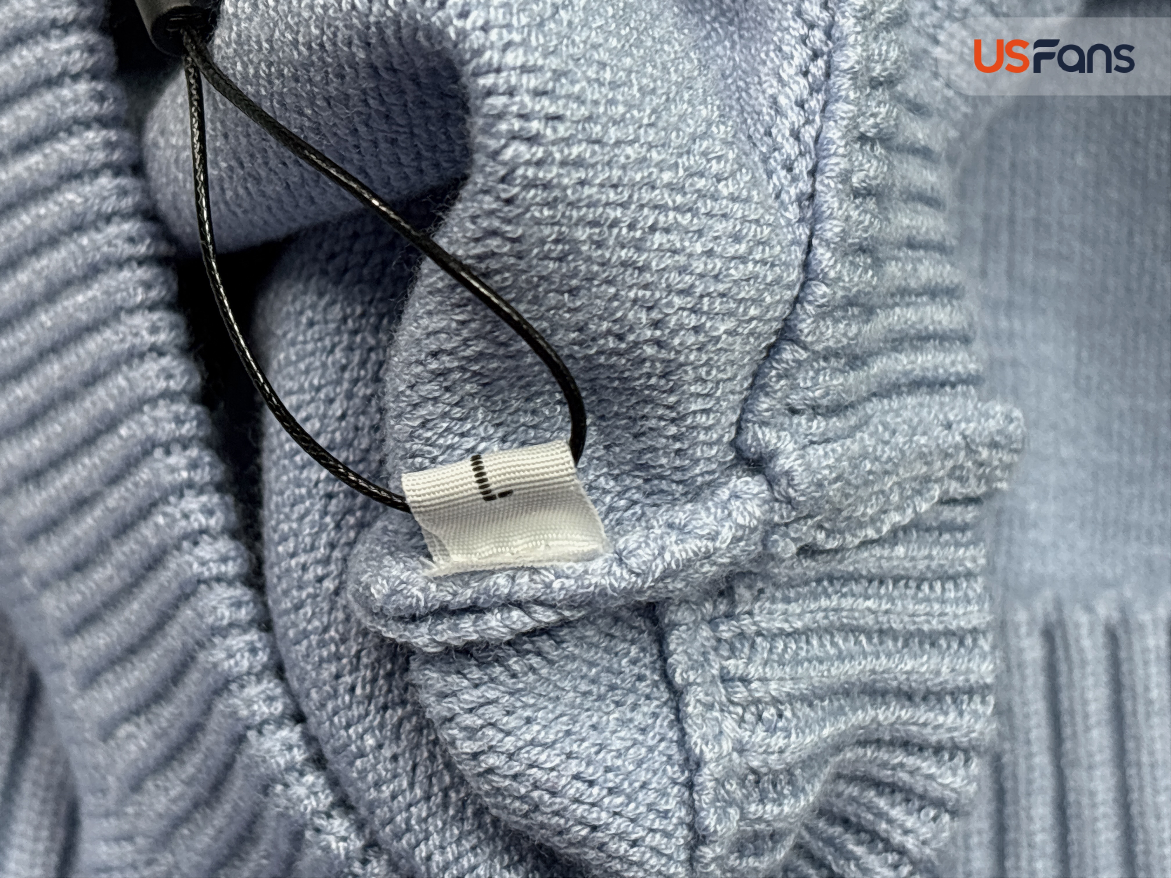 Ami Paris Crewneck Sweater QC