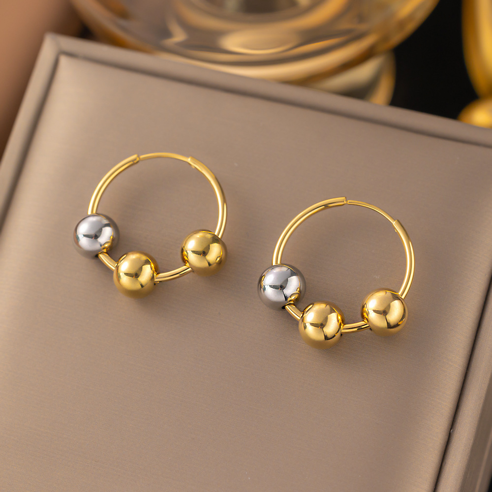 Cross-border Wholesale Cold Style Metal Earrings Women's Ins Trendy Internet Celebrity Niche Design Retro Exaggerated New Earrings