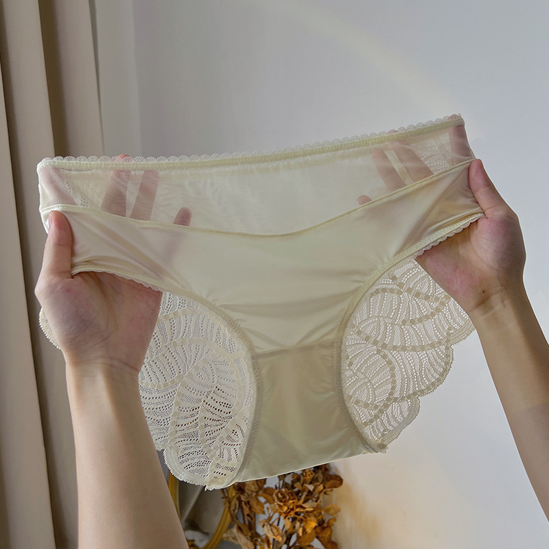 Sexy French Lace Underwear Mid-high Waist Breathable Satin Ice Silk 2024 New Women's Briefs Comfortable Hip