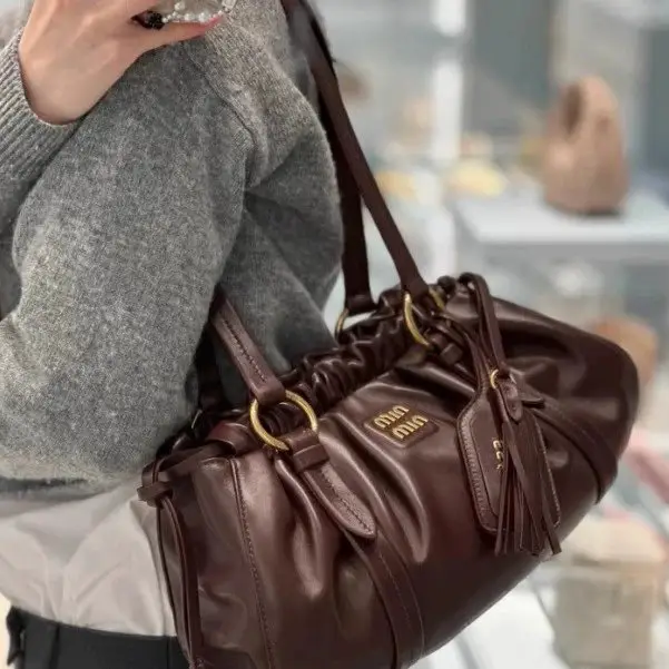 Joye Wrinkled Dumpling Bun 2024 New Genuine Leather Retro Underarm Cloud Bun Premium Feel Handheld Shoulder Bun