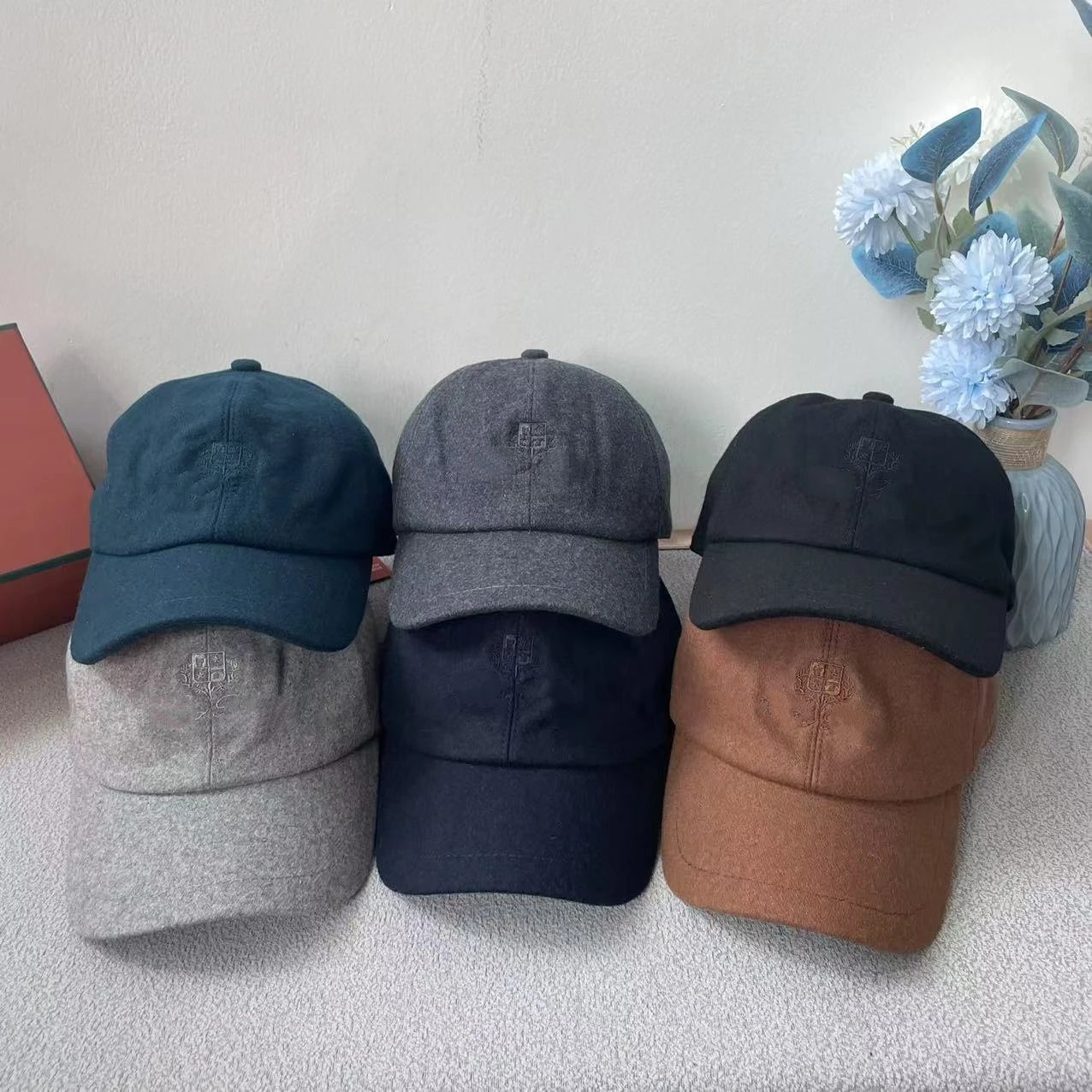 Loo Piaa hat