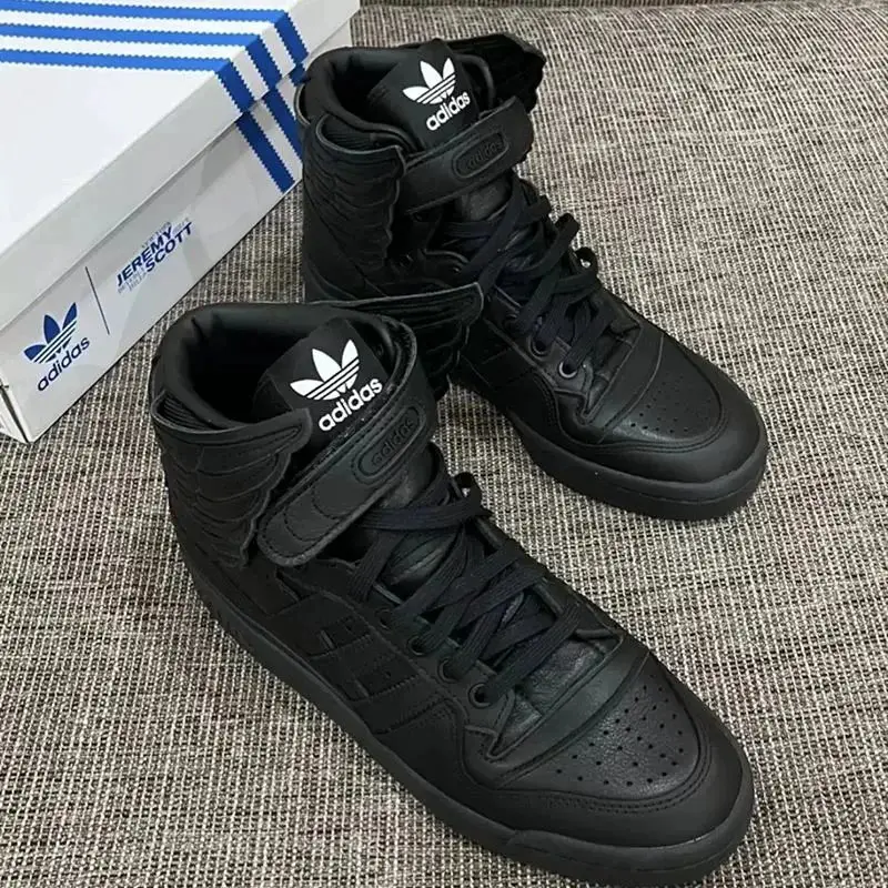 syc 翅膀高帮板鞋