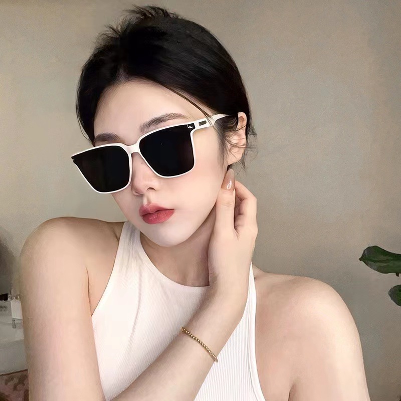 2025 new white sunglasses women's high-end sense retro box gm sunglasses UV protection sunglasses men's