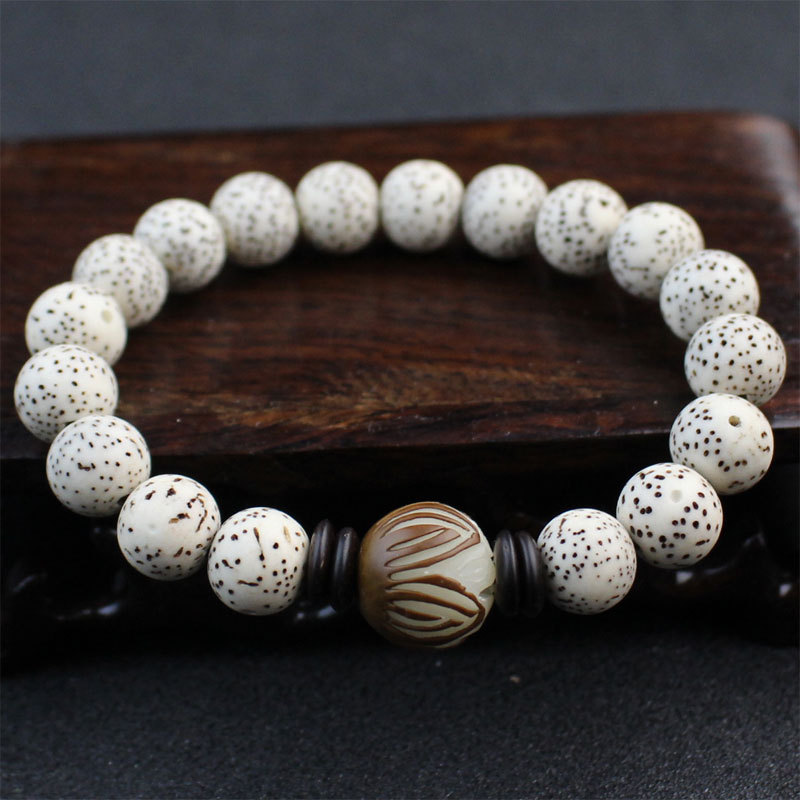 Factory wholesale creative Shun Bai Gaomi lunar January star Moon Bodhi seed beads bracelet 10mm coconut shell lotus Bodhi root